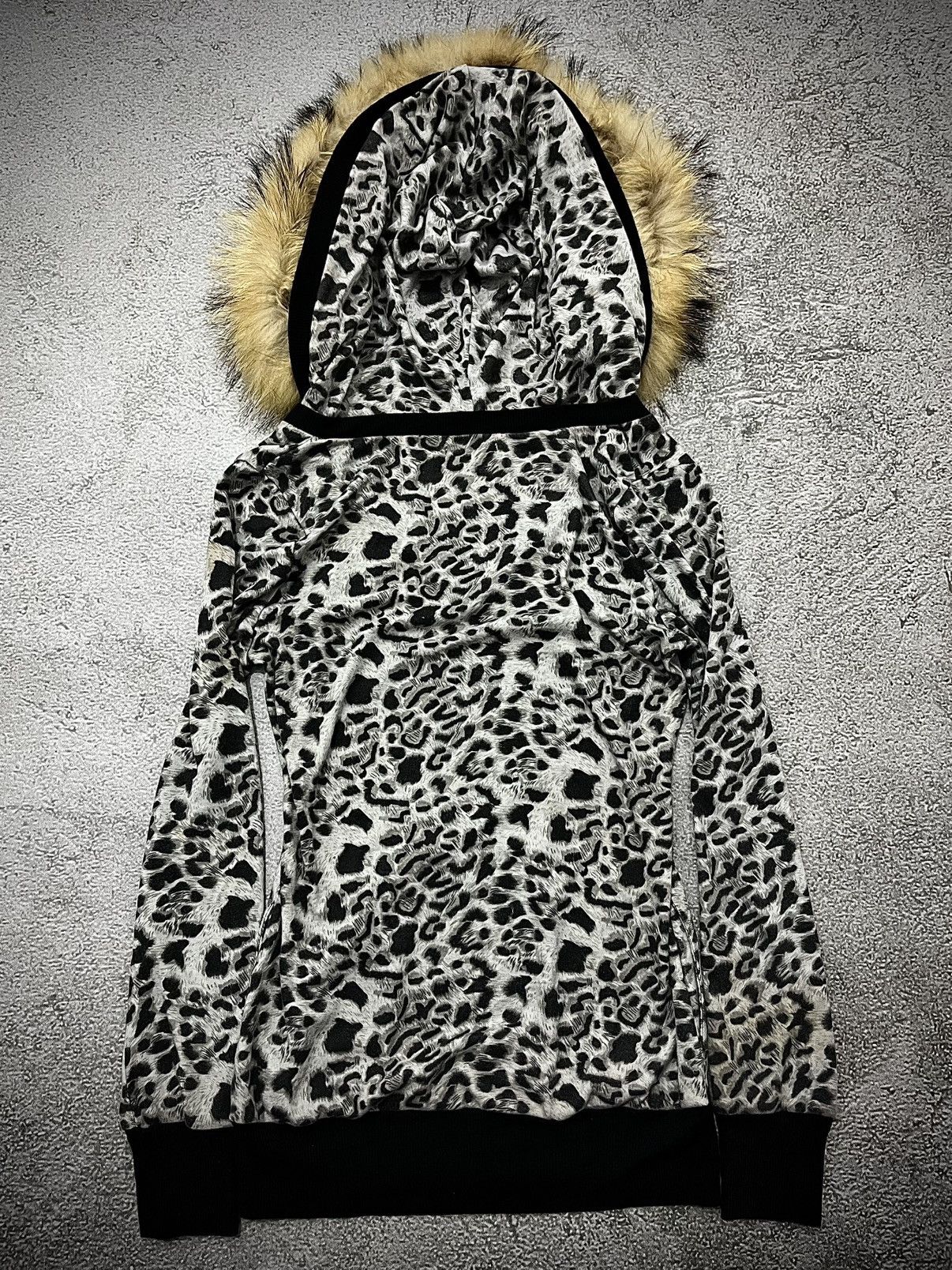 Japanese Brand Y2K Japanese Skinny Lip Fur Leopart Print Hoodie Size US M / EU 48-50 / 2 - 6 Thumbnail