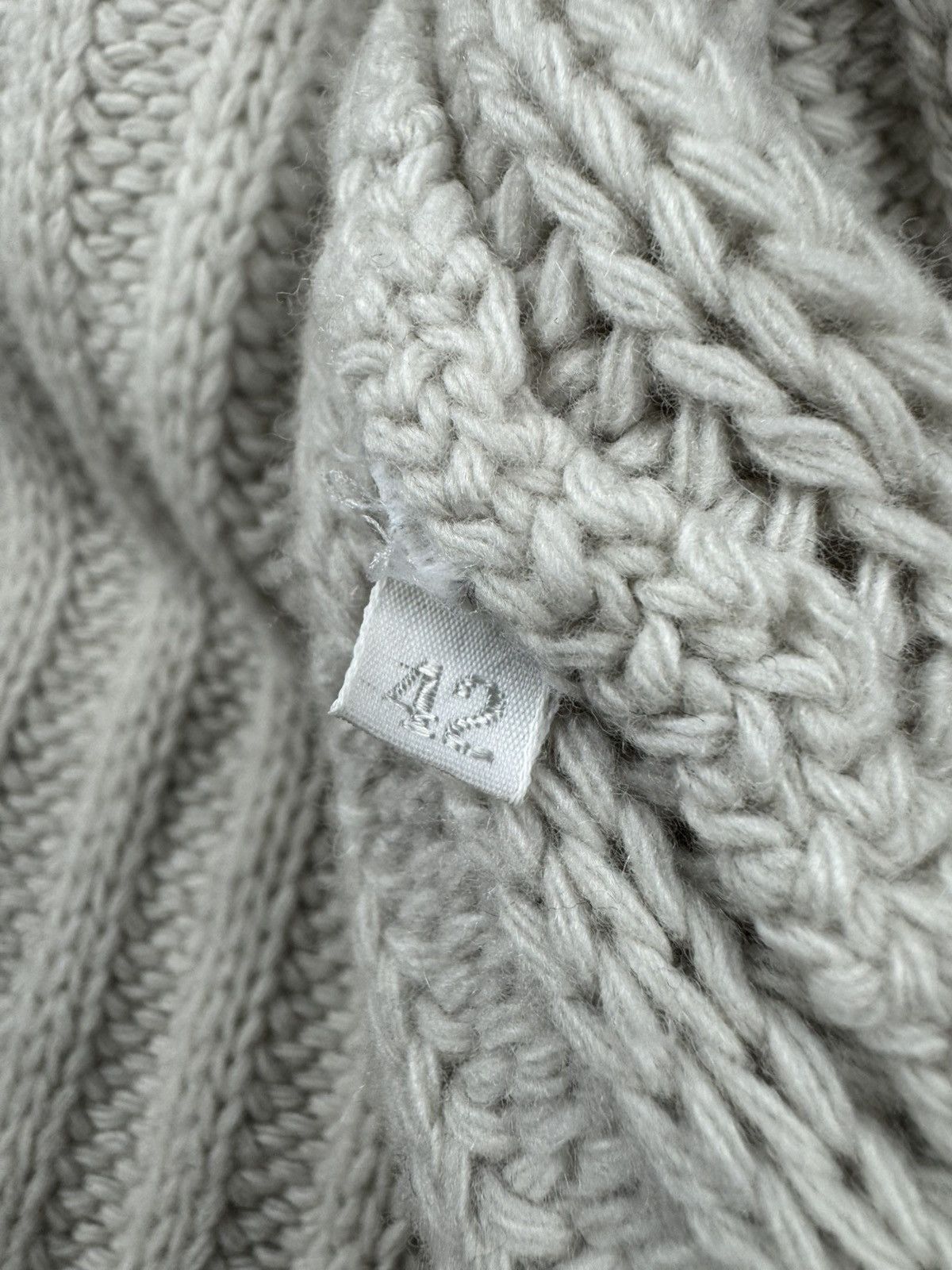 Prada Prada cashmere wool blend pearl button cardigan sweater knit Size L / US 10 / IT 46 - 14 Thumbnail
