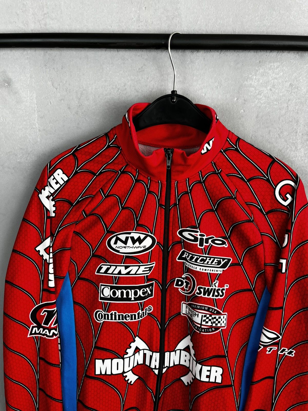 GOREWEAR Spider Man long sleeve vintage 90s Size US M / EU 48-50 / 2 - 6 Thumbnail