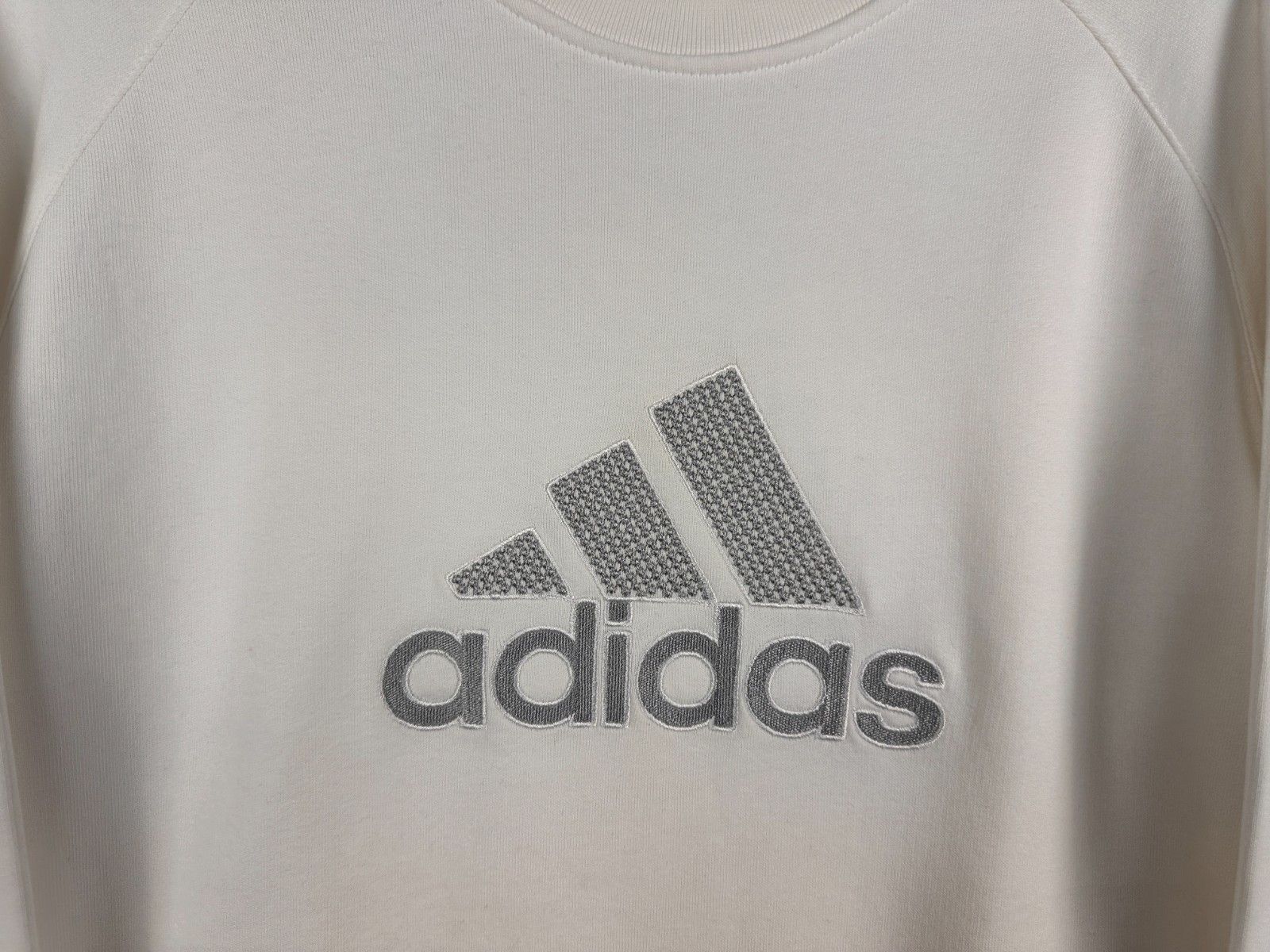 Adidas Vintage Adidas Sweatshirt White Pullover Mens Size M Size US M / EU 48-50 / 2 - 3 Thumbnail