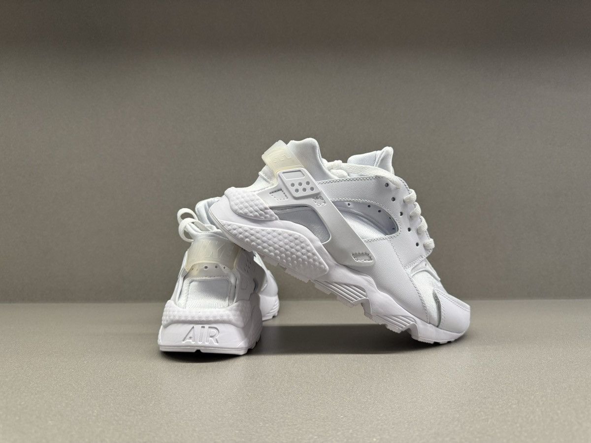 Nike Nike Air Huarache White Pure Platinum 2021 Size US 5 / EU 37 - 7 Thumbnail