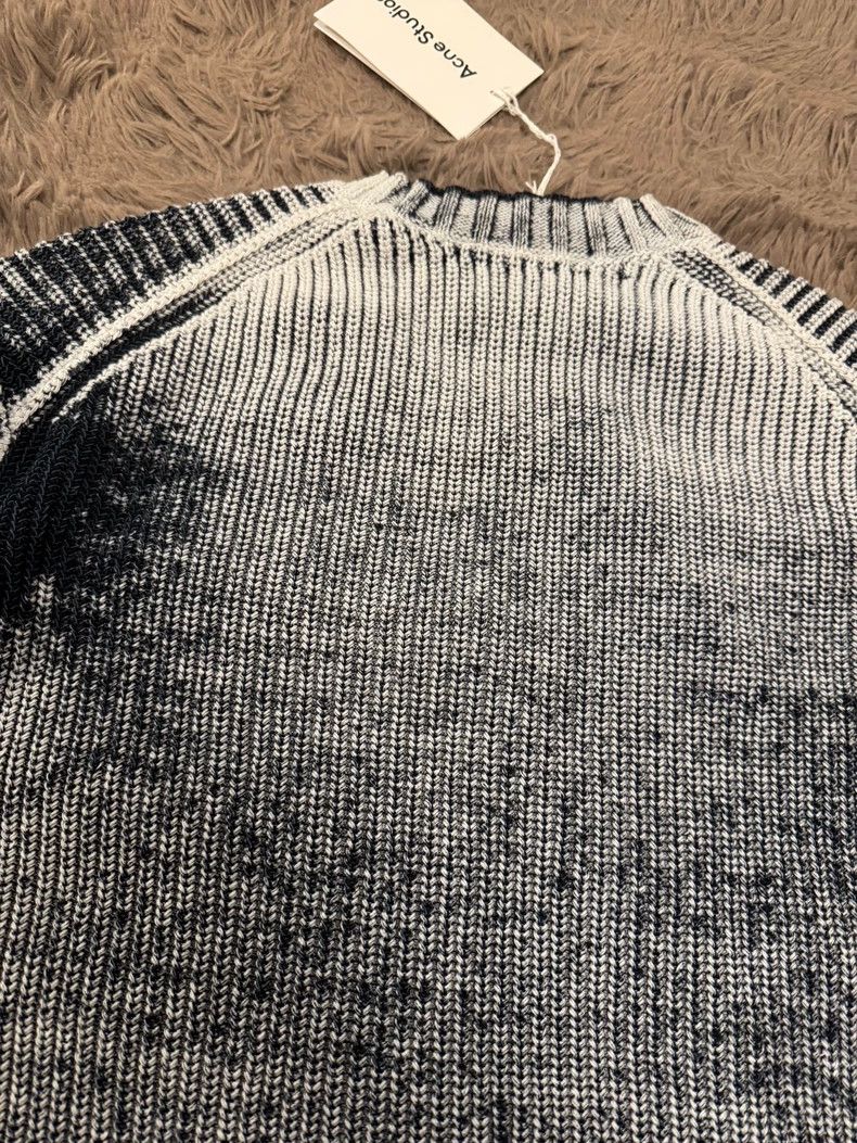 Acne Studios acne studios Irregular acid-printed sweater 2504-Nextarrow Size US S / EU 44-46 / 1 - 4 Thumbnail