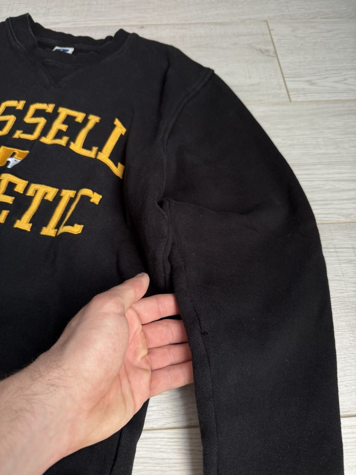 Russell Athletic × Vintage Vintage Russell Athletic sweatshirt big central logo Size US M / EU 48-50 / 2 - 3 Thumbnail