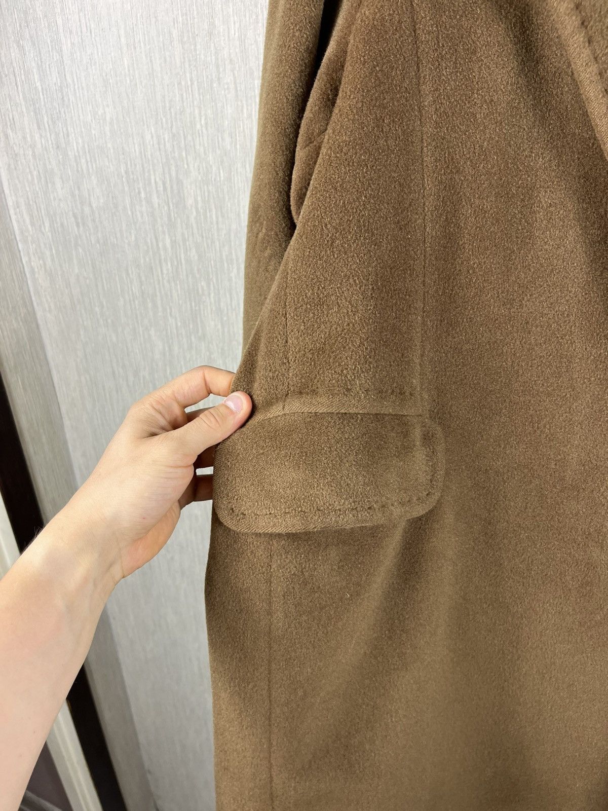 Max Mara Max Mara wool cashmere long coat luxury teddy bear old money Size M / US 6-8 / IT 42-44 - 16 Thumbnail