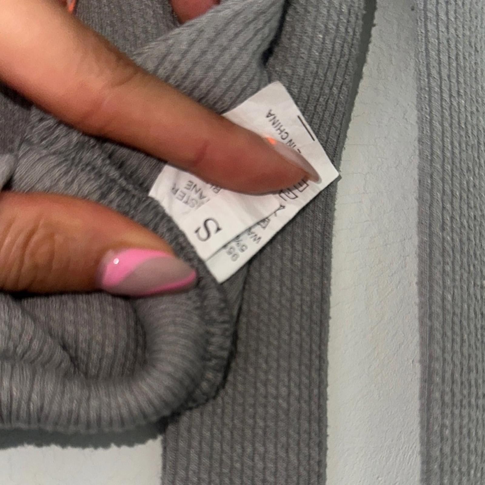 Designer Gray Ribbed Crop Top Size S / US 4 / IT 40 - 5 Thumbnail