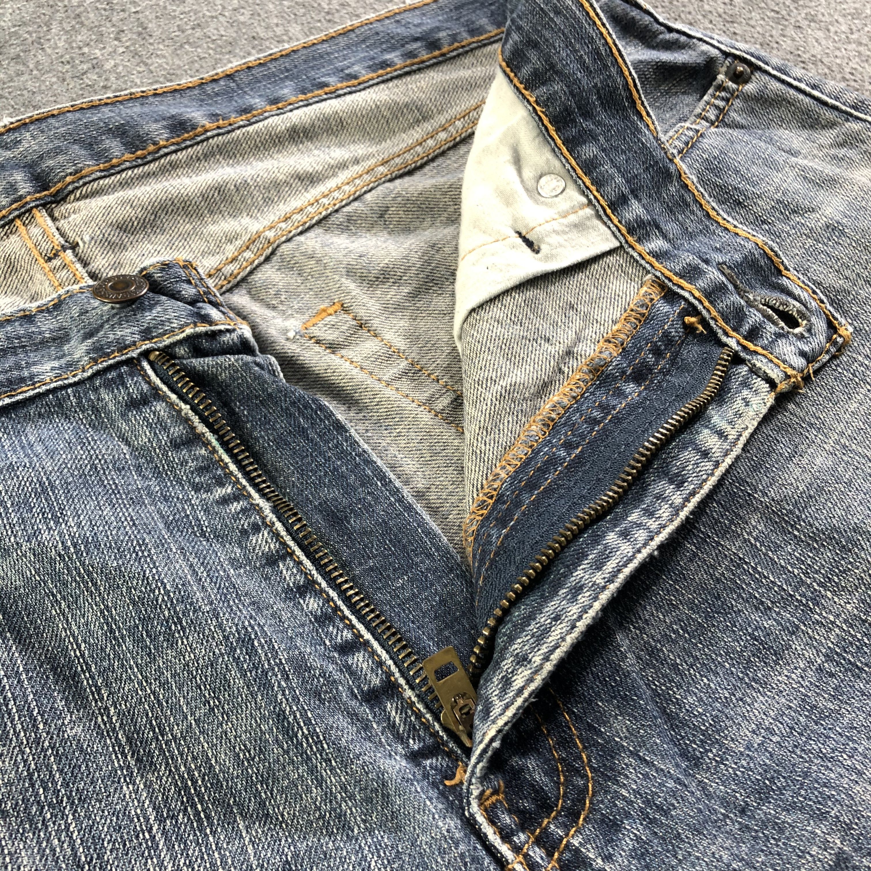 Levi's Vintage Levis 559 Jeans-J3499 Size US 39 - 8 Thumbnail