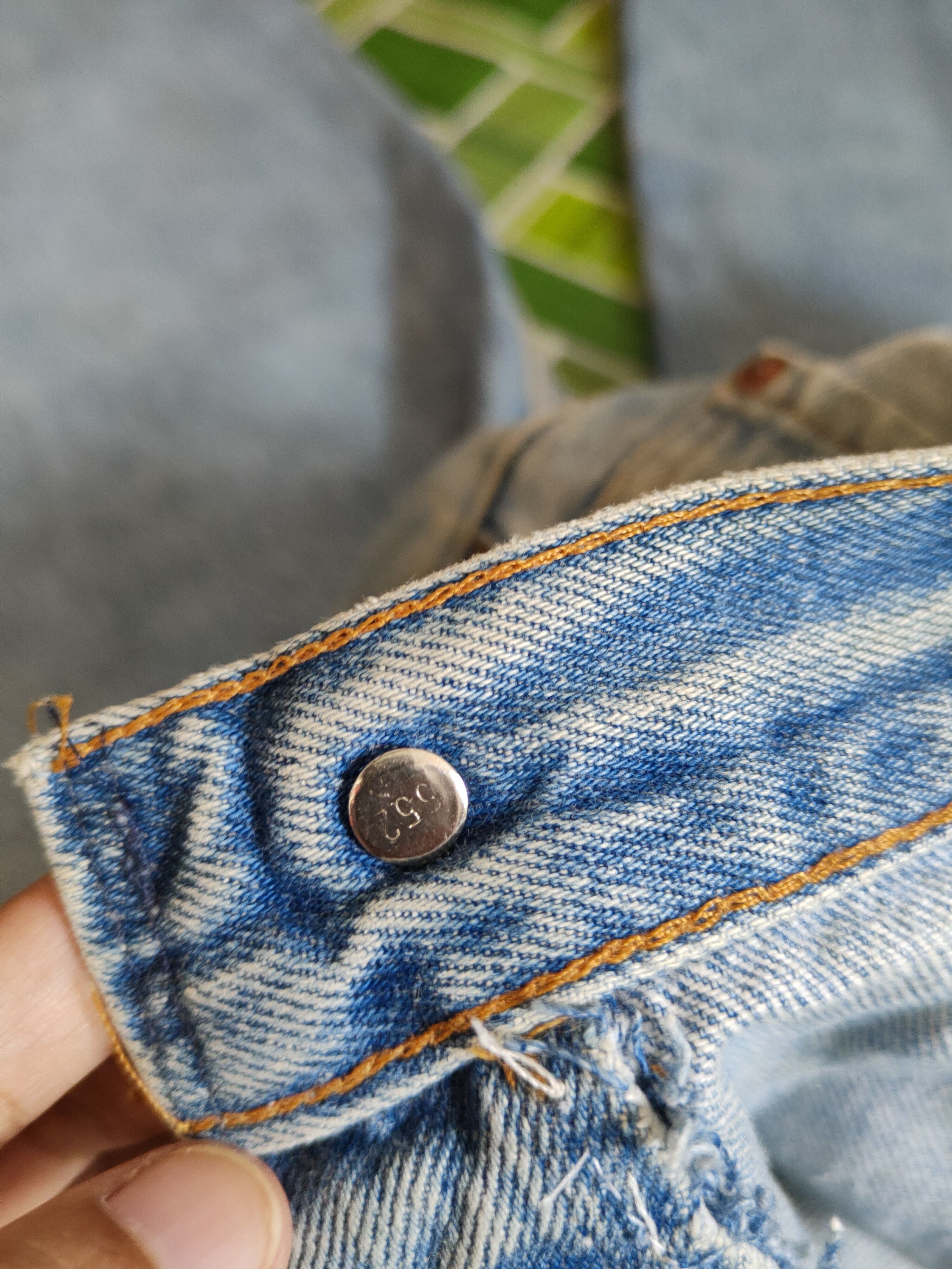 Levi's DL 501 Levi's vintage Faded ripped distressed Denim #S1510 Size US 34 / EU 50 - 19 Thumbnail