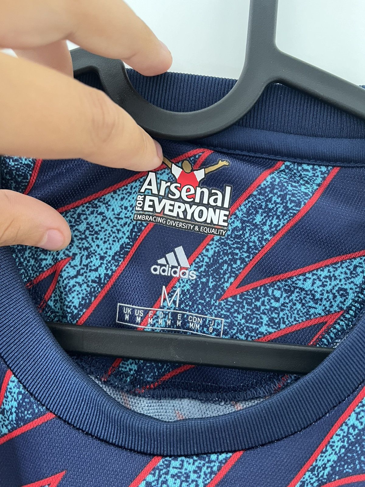 Arsenal adidas 2021/2022 trzecia — zdjęcie 5