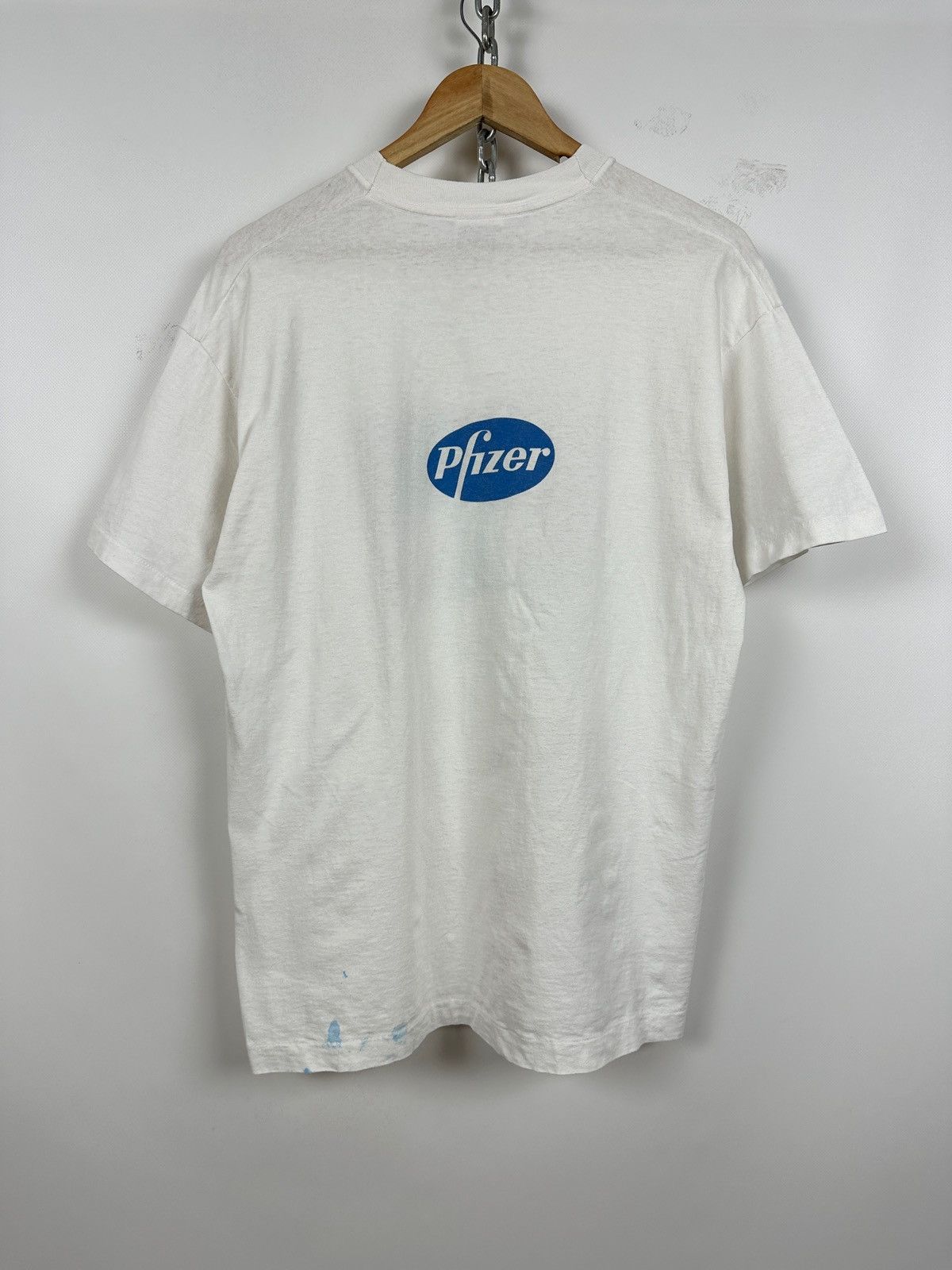 Vintage 1995 Vintage Pfizer OCD Single Stitch White T-Shirt Size US L / EU 52-54 / 3 - 4 Thumbnail
