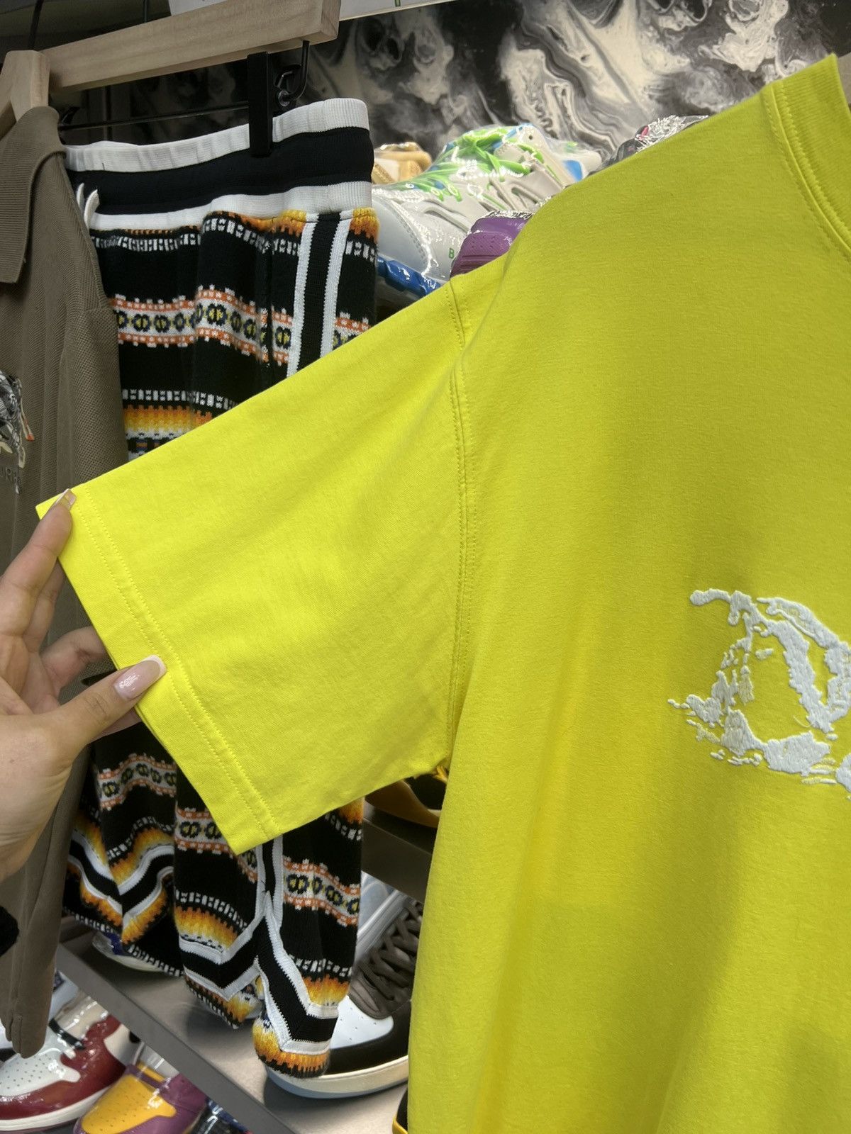 Dior Dior Yellow Tee Shirt Size US M / EU 48-50 / 2 - 3 Thumbnail