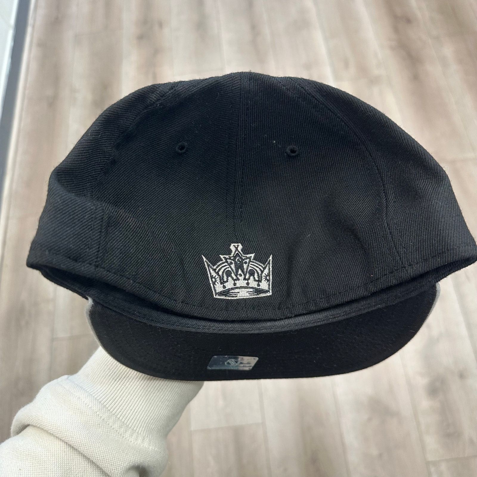 New Era New Era Los Angeles Kings Script fitted hat Cap size 7 3/8 Size ONE SIZE - 4 Thumbnail