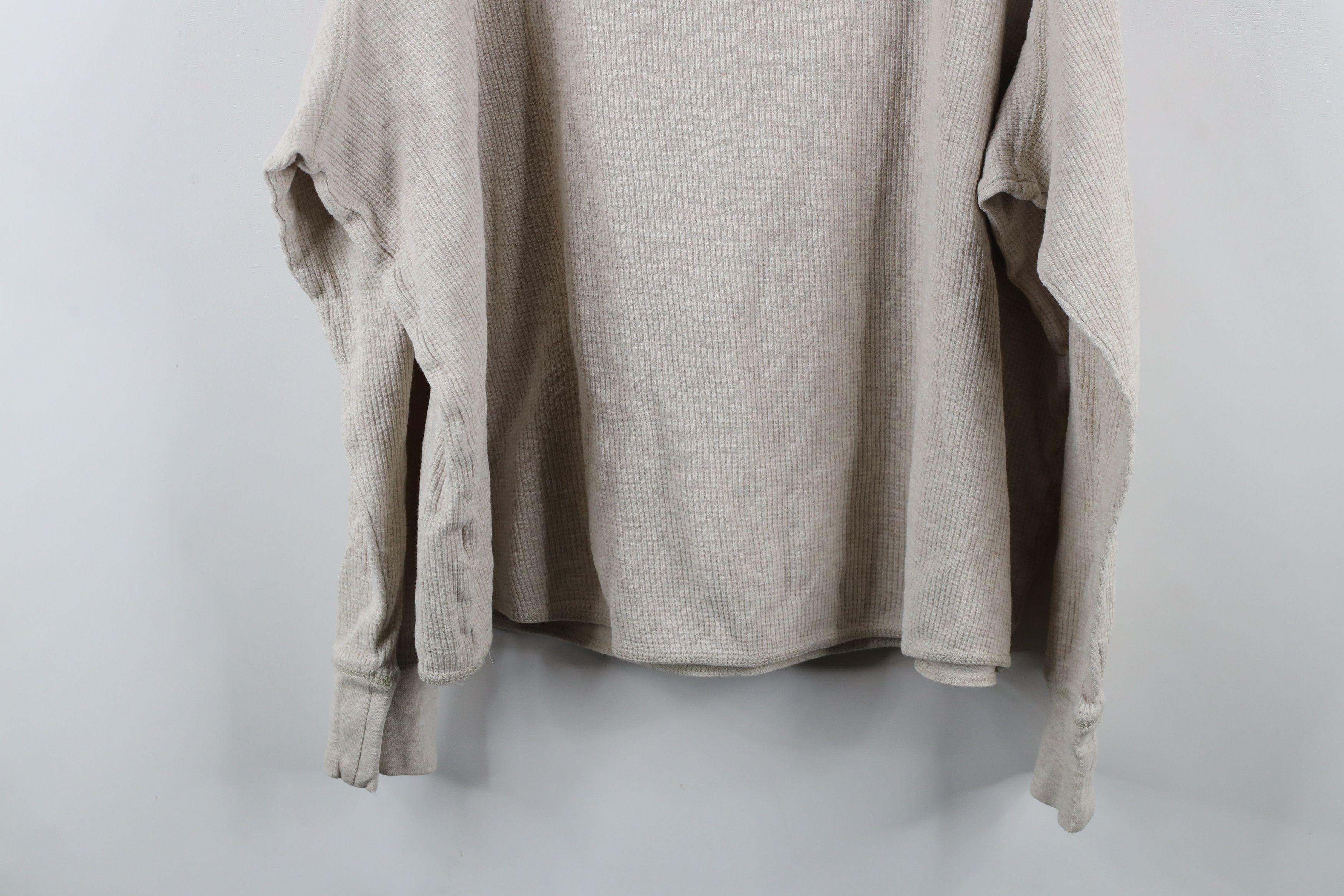 Eddie Bauer × Vintage Vintage Eddie Bauer Waffle Knit Long Sleeve T-Shirt Beige Size US XXL / EU 58 / 5 - 10 Thumbnail