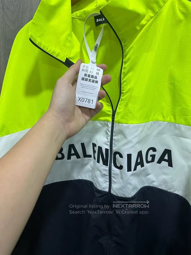 Balenciaga Balenciaga Neon Green Windbreaker Size US XXS / EU 40 - 8 Thumbnail