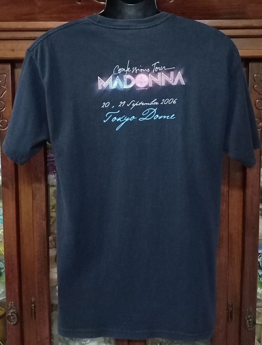 Band Tees Vintage Madonna Confession Tour 2006 Tokyo Dome T-shirt Size US M / EU 48-50 / 2 - 2 Thumbnail
