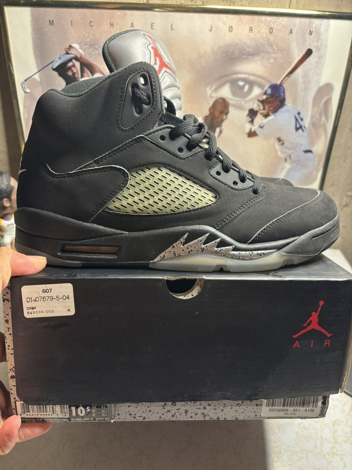 Jordan Brand Jordan Retro 5 “Black Metallic” Size US 10.5 / EU 43-44 - 1 Thumbnail