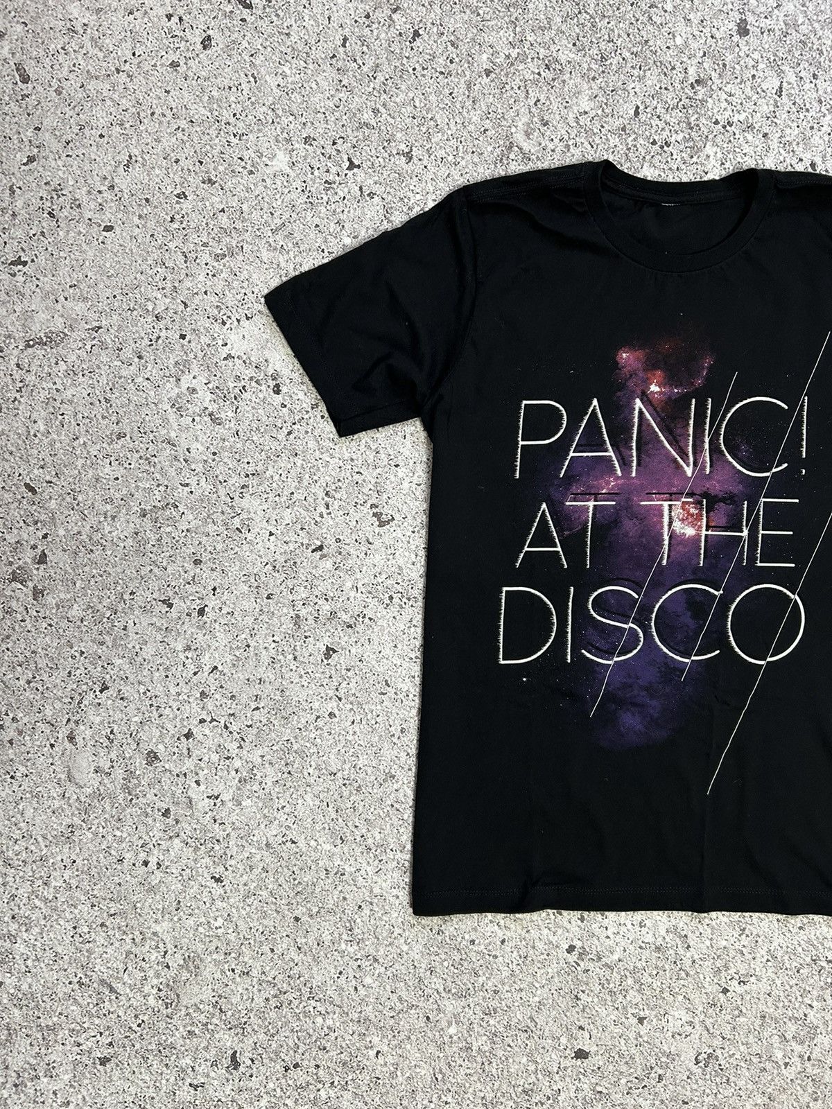 Band Tees × Vintage Vintage Panic! At The Disco Band Music T-Shirt Size US M / EU 48-50 / 2 - 2 Thumbnail