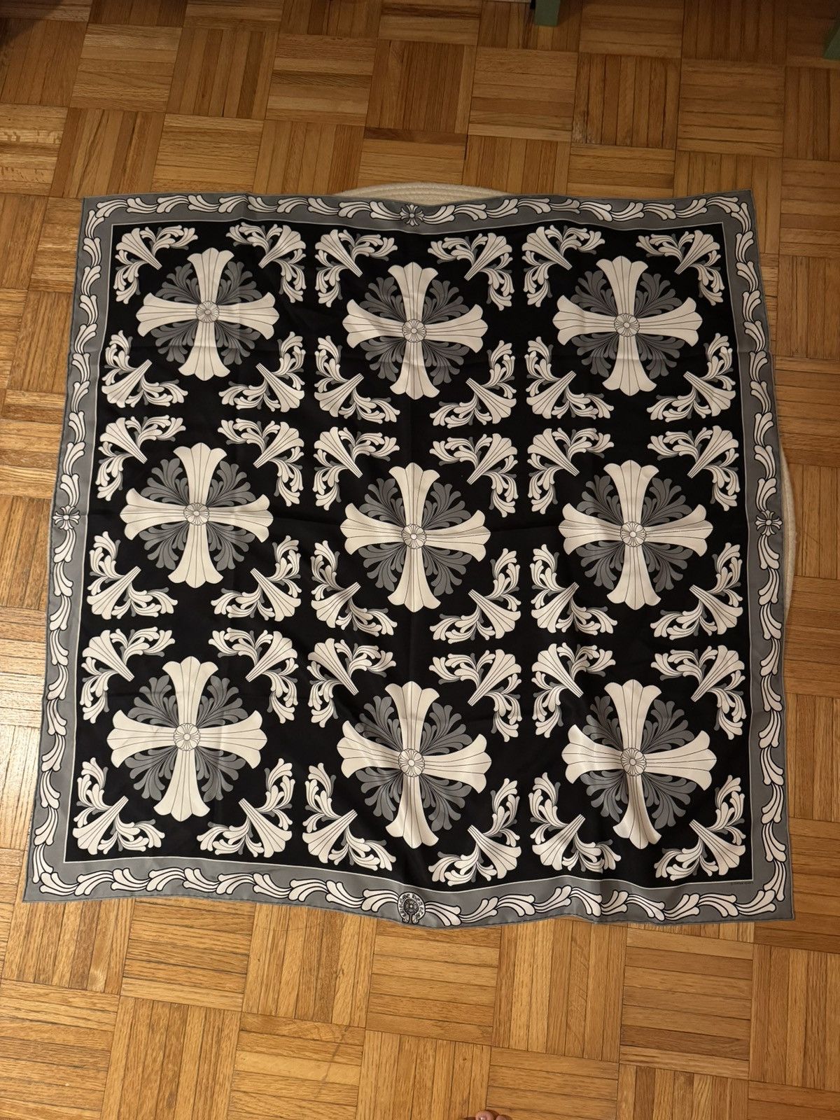Chrome Hearts Chrome Hearts Cross Ceiling Slik Scarf Size ONE SIZE - 3 Thumbnail