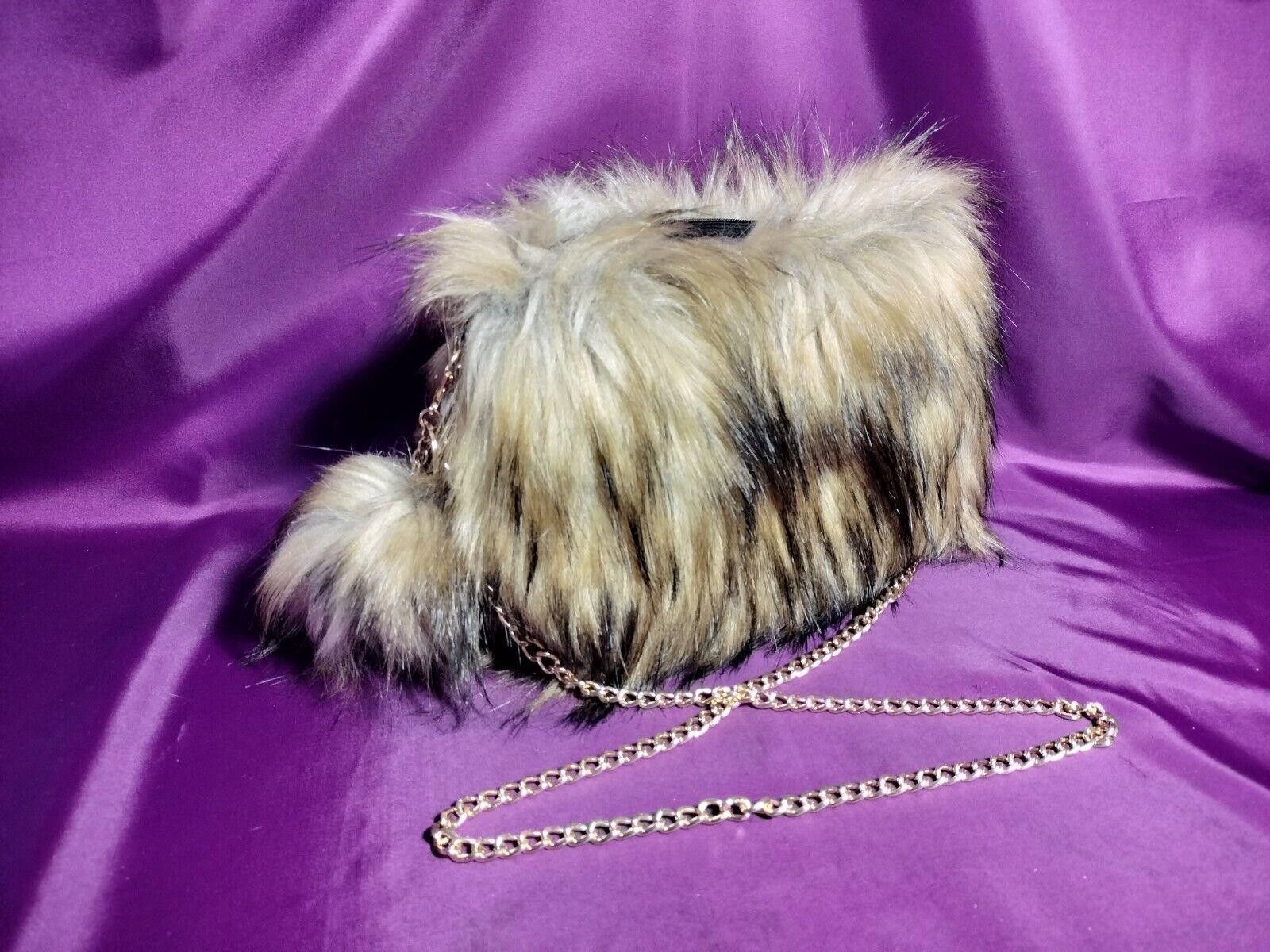 Designer Dog Style Faux Fur Purse Size ONE SIZE - 6 Thumbnail
