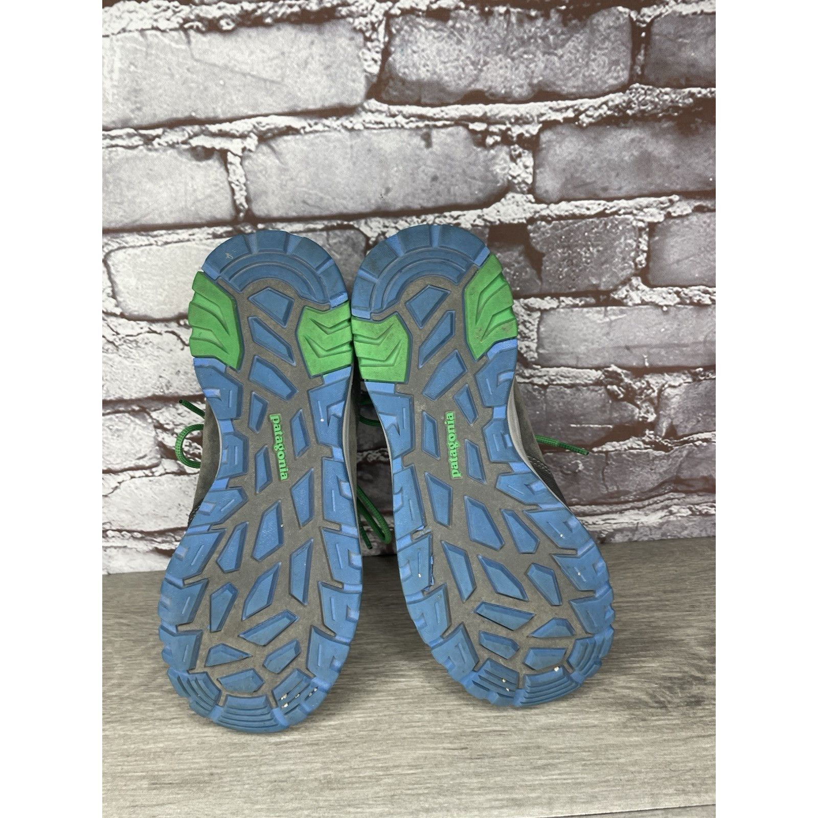 Patagonia Patagonia Bungee Cord Peppergrass Performance Footwear Women Size US 7.5 / IT 37.5 - 20 Thumbnail