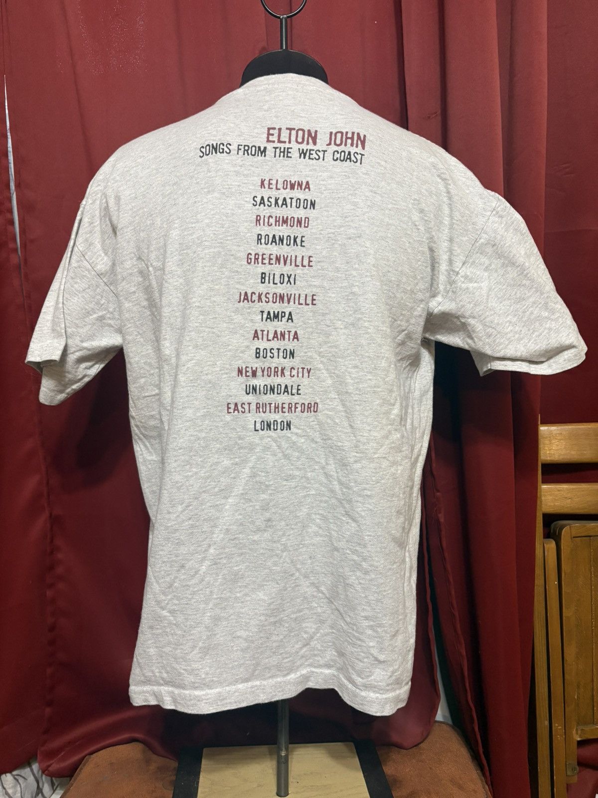 Vintage Elton John Tshirt Y2k Concert Band Tee