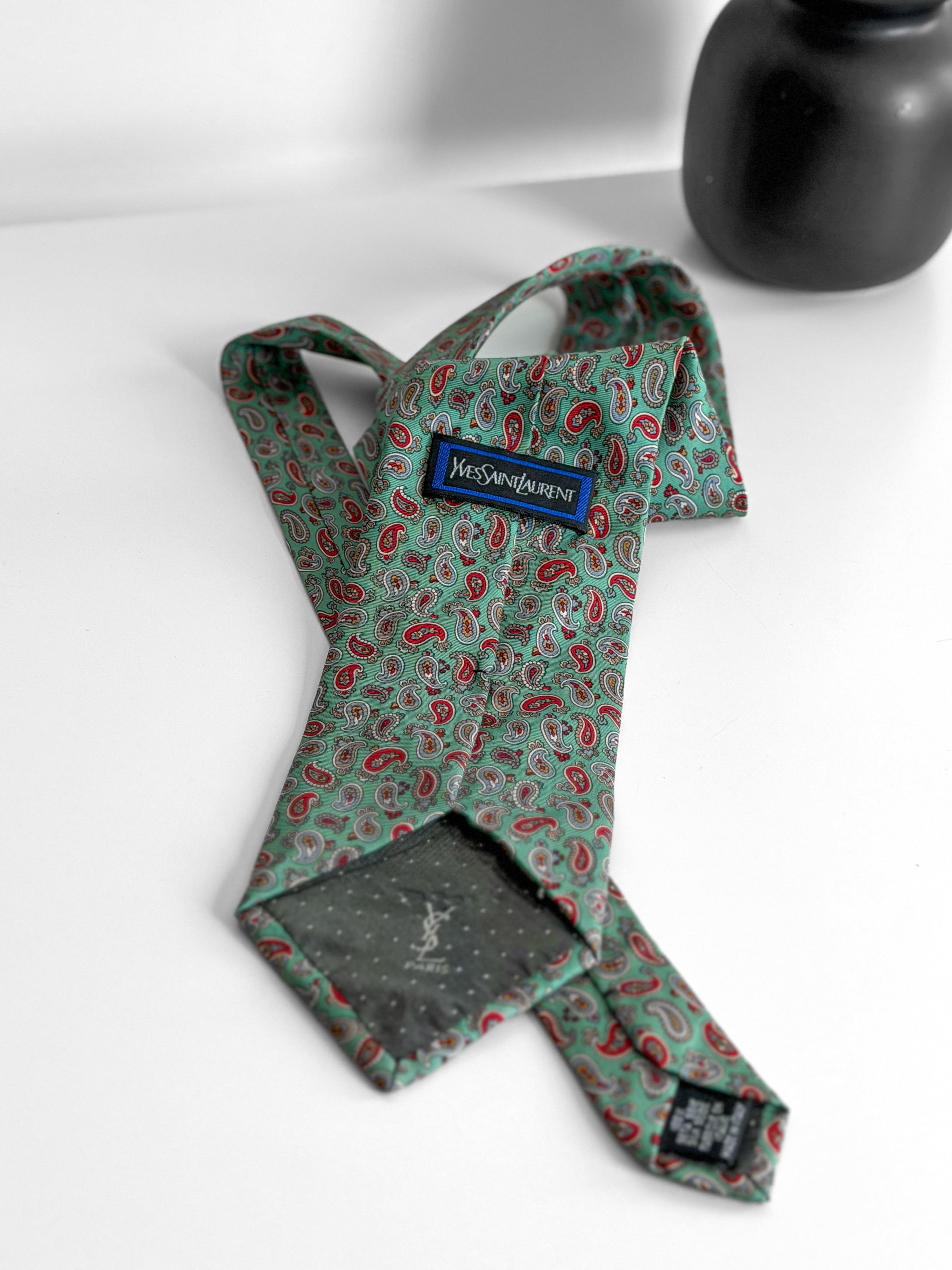 Yves Saint Laurent Yves Saint Laurent Vintage Silk Cravat Made in Italy Size ONE SIZE - 1 Thumbnail
