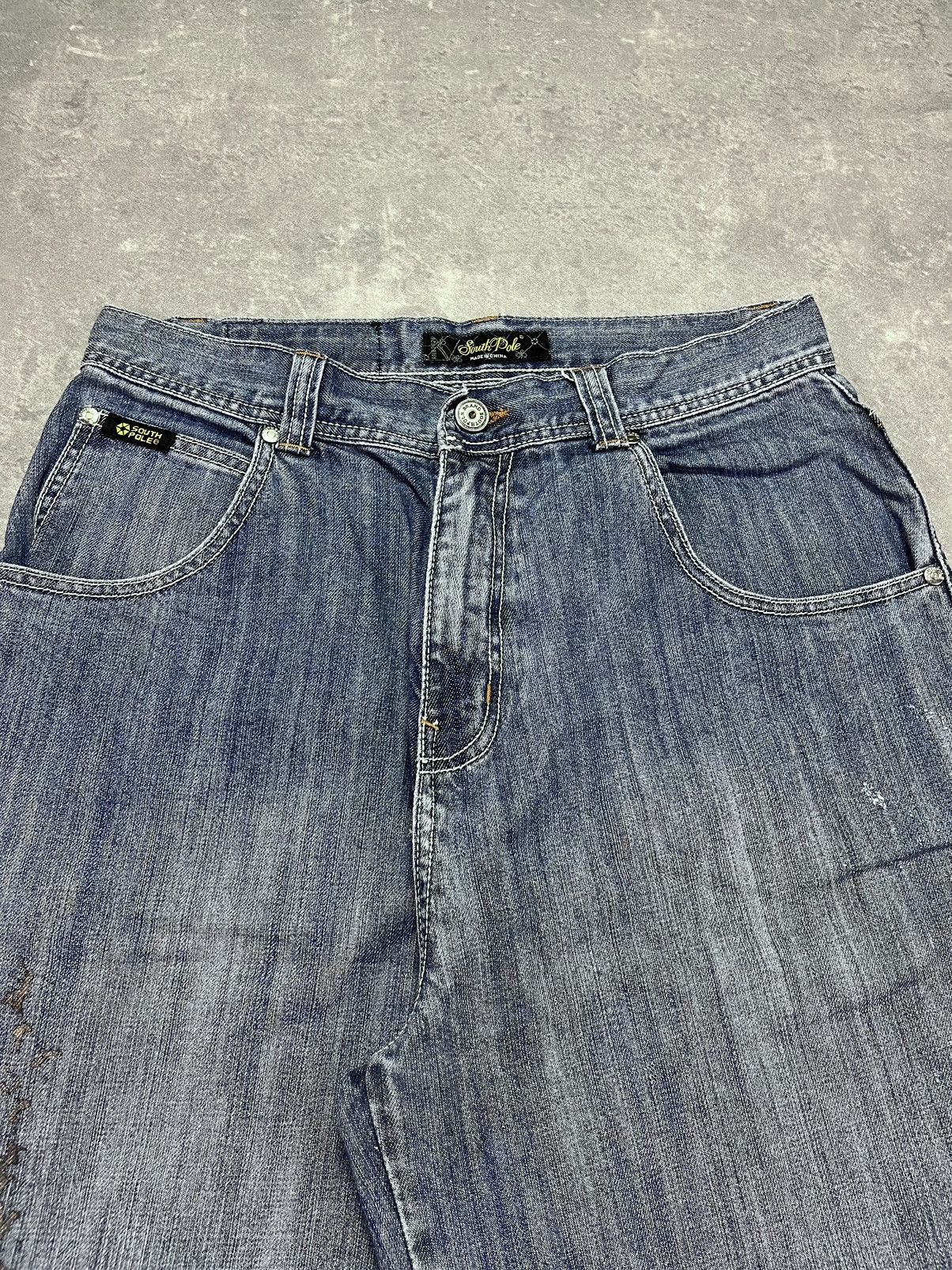 Southpole Southpole Y2K Baggy Tribal Printed Shorts Jorts 31 32 Size US 31 - 7 Thumbnail
