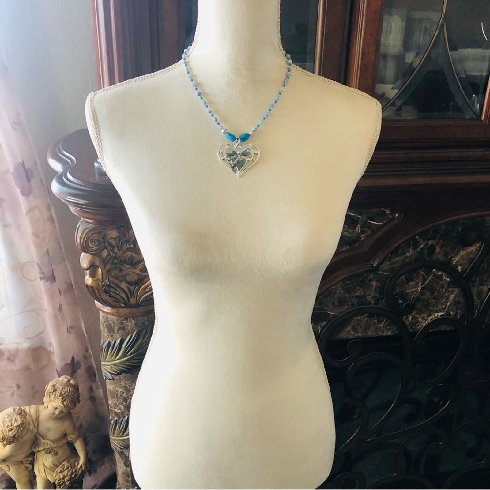Handmade Handcrafted repurpose heart pendant howlite bead necklace Size ONE SIZE - 6 Thumbnail