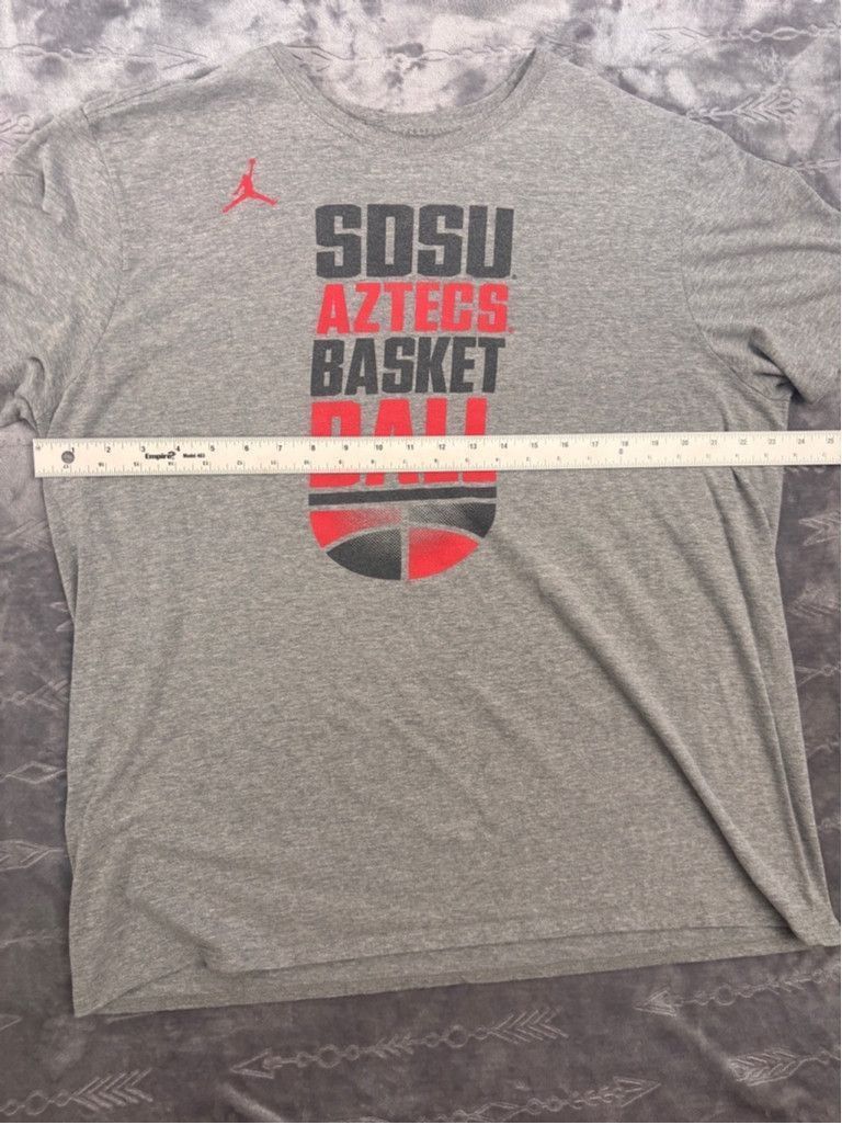 Nike Men's Nike SDSU Aztecs Basketball T-Shirt XL Gray Size US XL / EU 56 / 4 - 3 Thumbnail