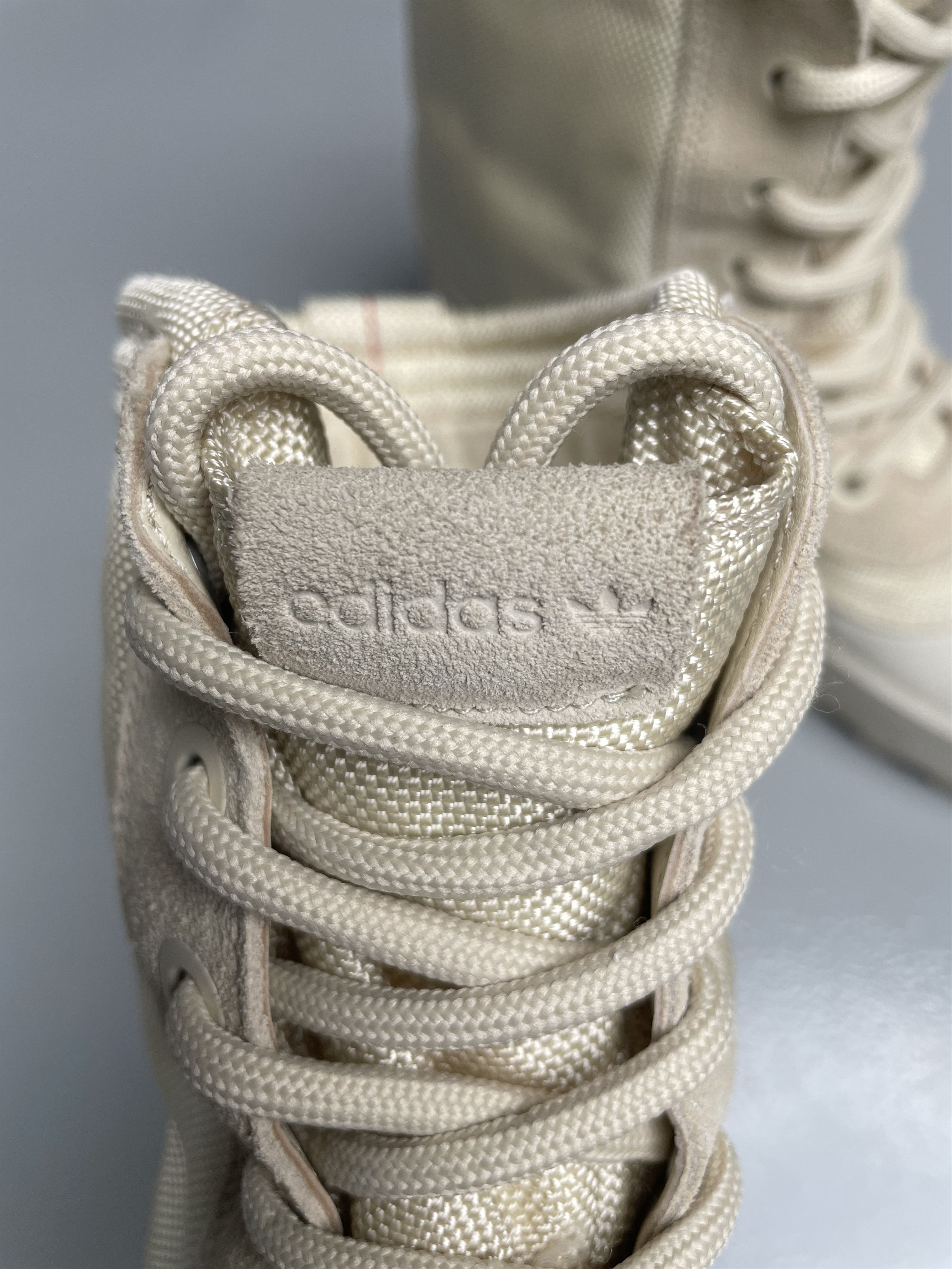 Yeezy adidas YEEZY Season 1 women's 950 boots (Turtle Dove) Size US 7.5 / IT 37.5 - 8 Thumbnail
