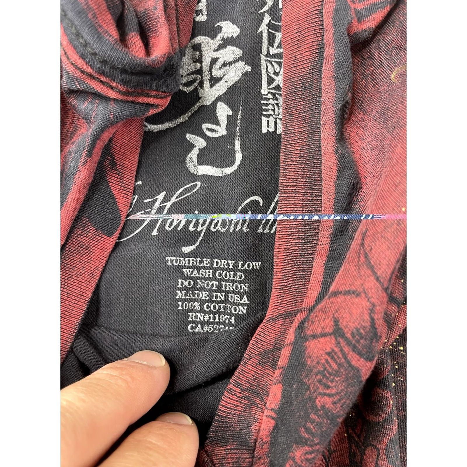 Affliction VINTAGE Affliction Y2K Horiyoshi III 108 Heroes & Demons Rochishin T Shirt L Red Cotton Knit Short Sleeve V-Neck Men Regular Adult Mens Size US L / EU 52-54 / 3 - 3 Thumbnail