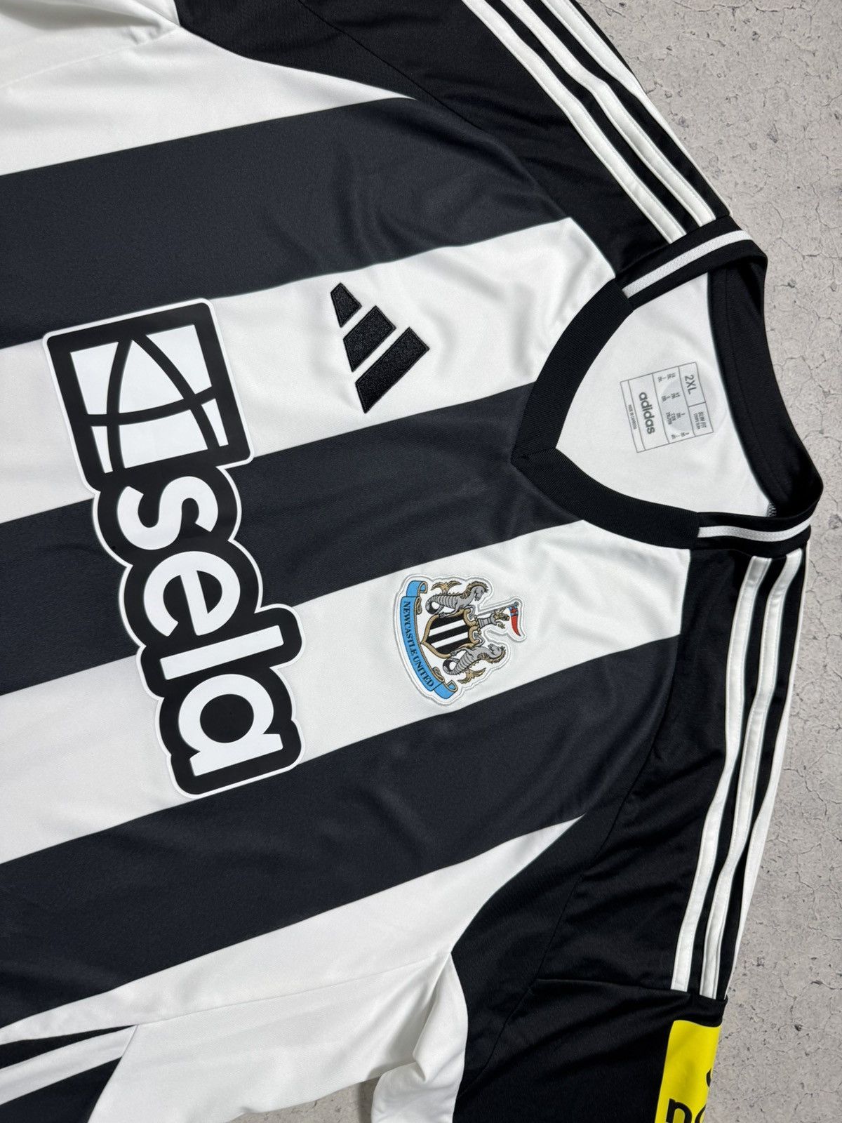Adidas Adidas FC Newcastle United 2024/2025 Soccer Jersey Size US XXL / EU 58 / 5 - 4 Thumbnail