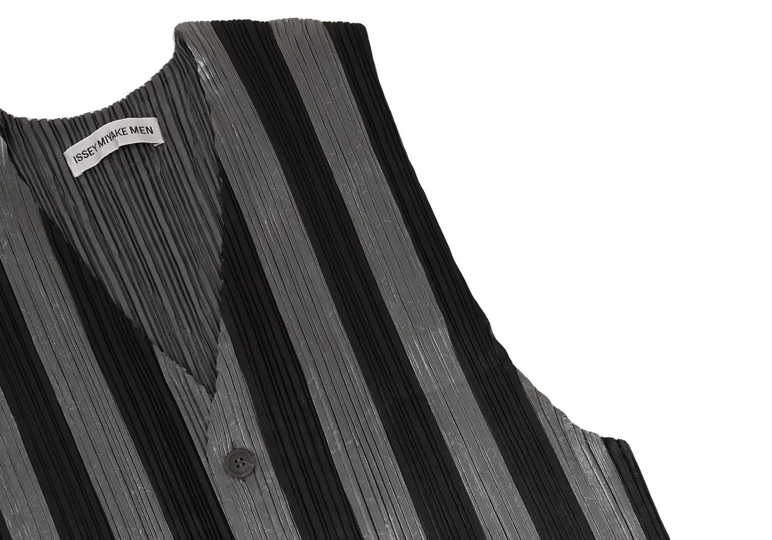Issey Miyake Front Stripe Pleats Vest in Black and Silver, Size M Size US M / EU 48-50 / 2 - 4 Thumbnail
