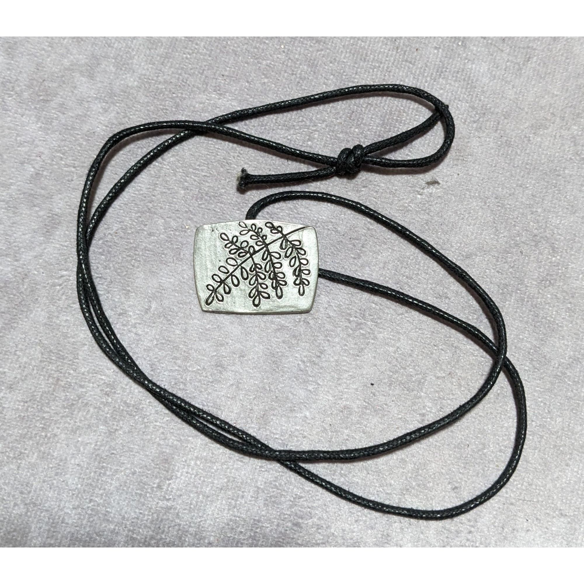 Other Be Tender Silver Floral Neckalce Size ONE SIZE - 9 Thumbnail