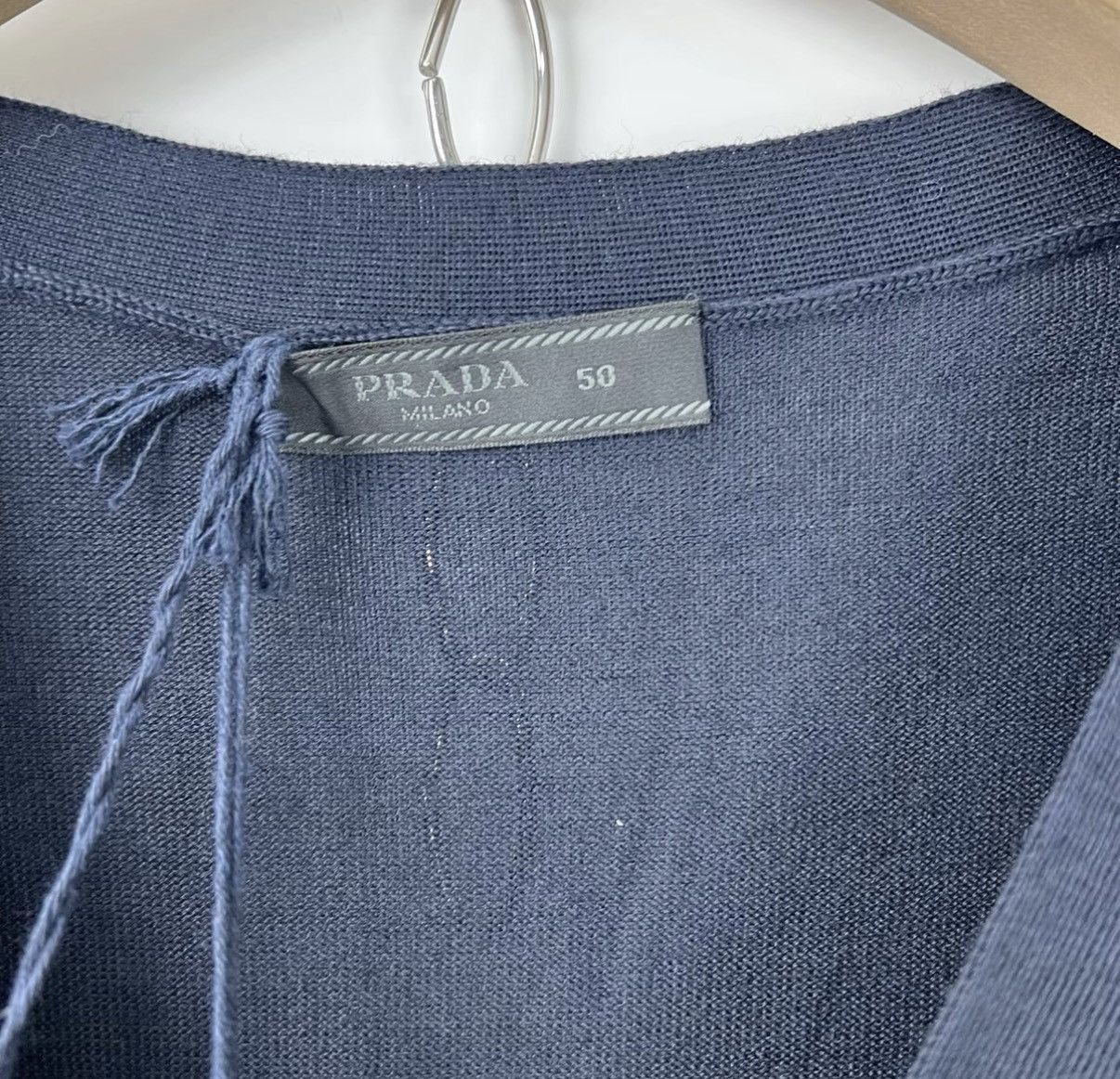 Prada Prada navy blue V-neck knit cardigan K12 Size US M / EU 48-50 / 2 - 3 Thumbnail