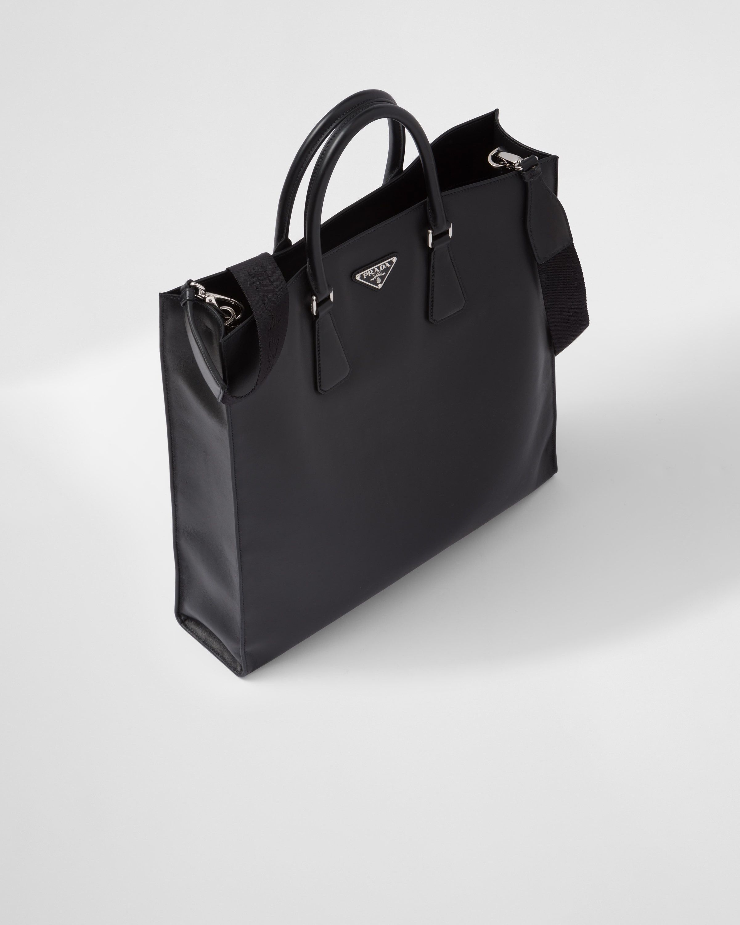 Prada o1bcso1str1025 Size: OS / Soft Calf Leather Bag in Black Size ONE SIZE - 3 Thumbnail