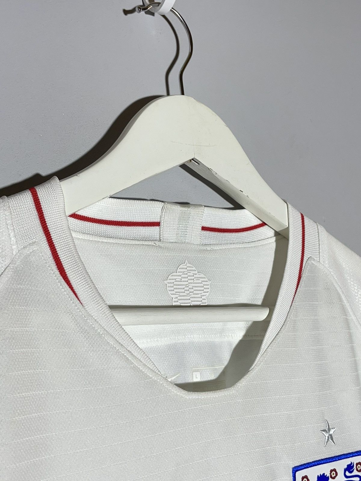 Nike National Team England Nike 2018 Y2k Blokecore Football Shirt Size US L / EU 52-54 / 3 - 3 Thumbnail
