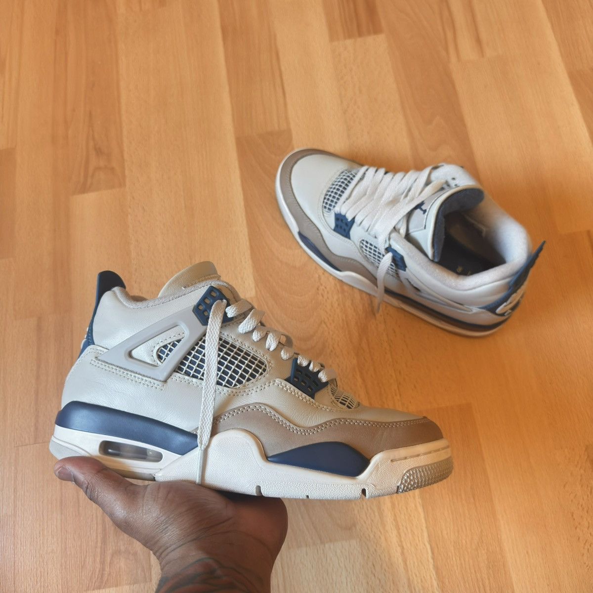 Jordan Brand Jordan 4 military blue Size US 7.5 / EU 40-41 - 1 Thumbnail