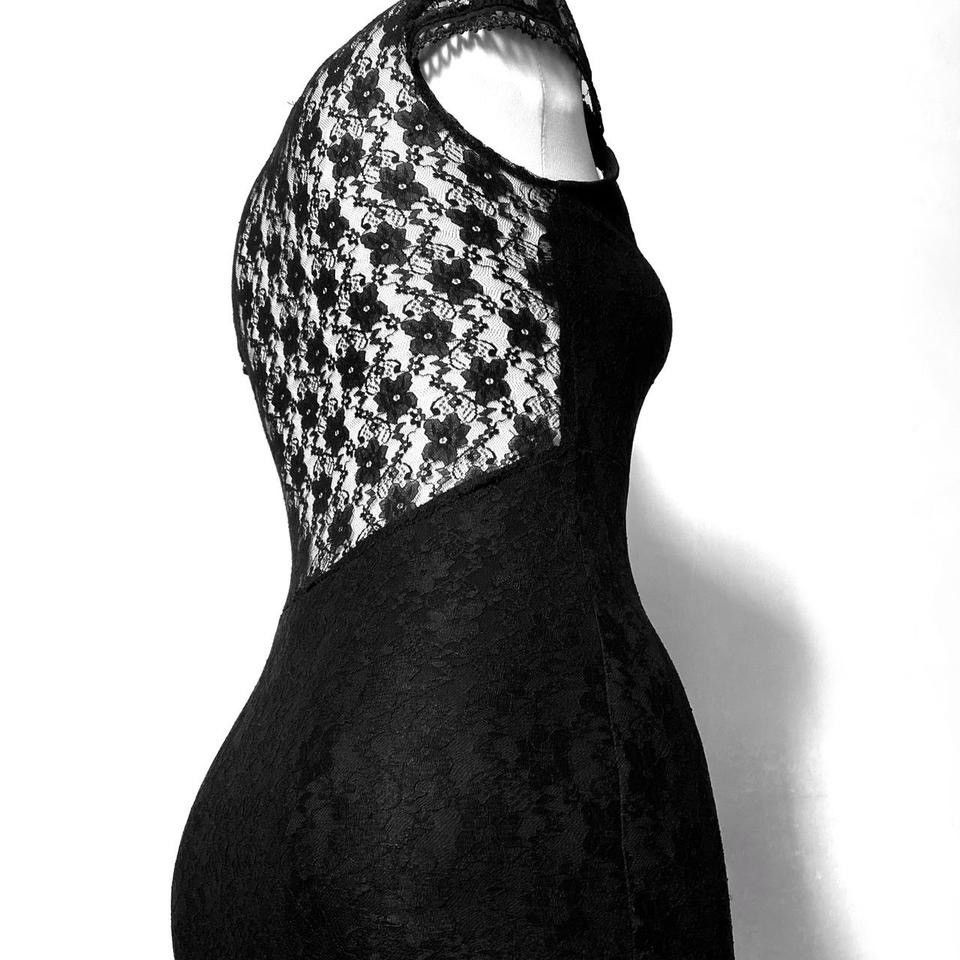 Vintage An incredibly beautiful gothic lace maxi dress withtrain Size S / US 4 / IT 40 - 4 Thumbnail