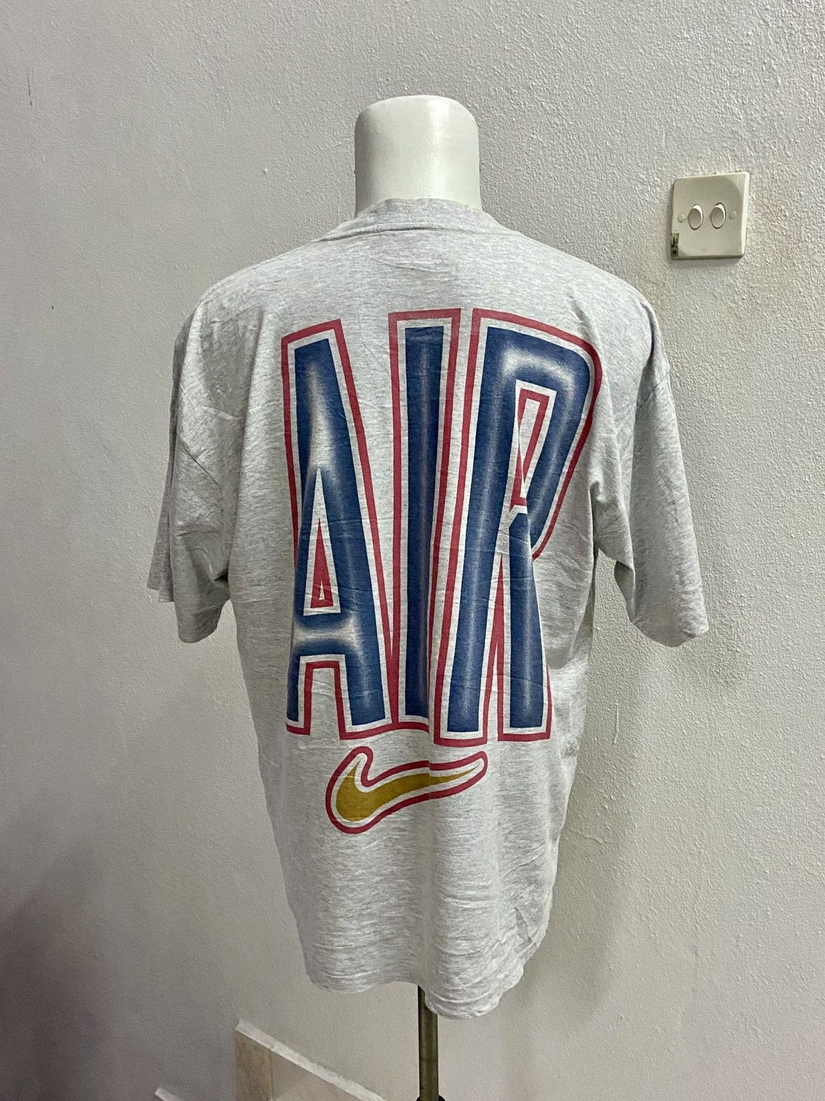 Nike Vintage 1990s Nike Air Uptempo graphic T-shirt. Size US L / EU 52-54 / 3 - 4 Thumbnail