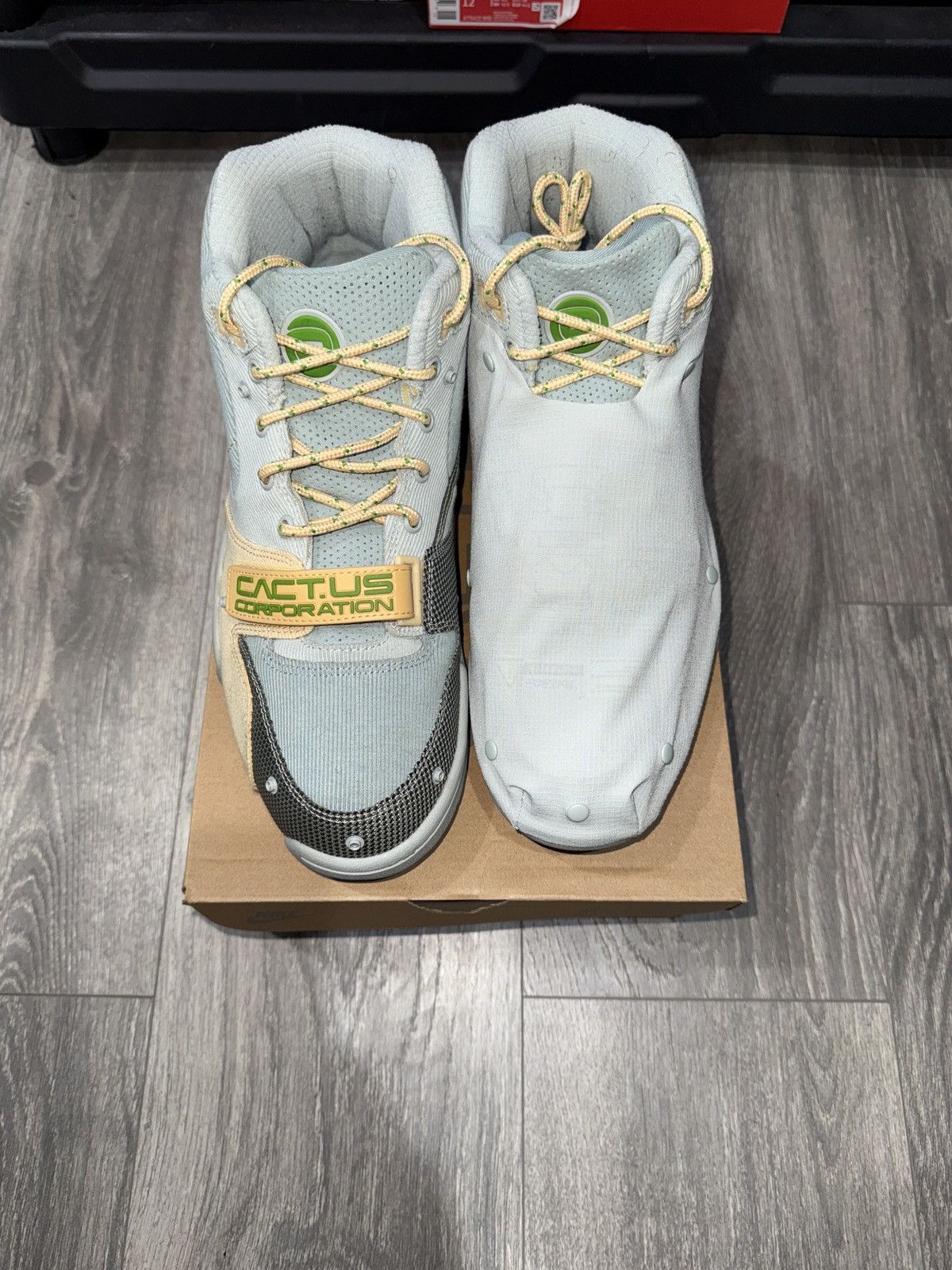Jordan Brand × Nike × Travis Scott Air Trainer 1 / CJ “Travis Scott” Size US 10.5 / EU 43-44 - 2 Thumbnail