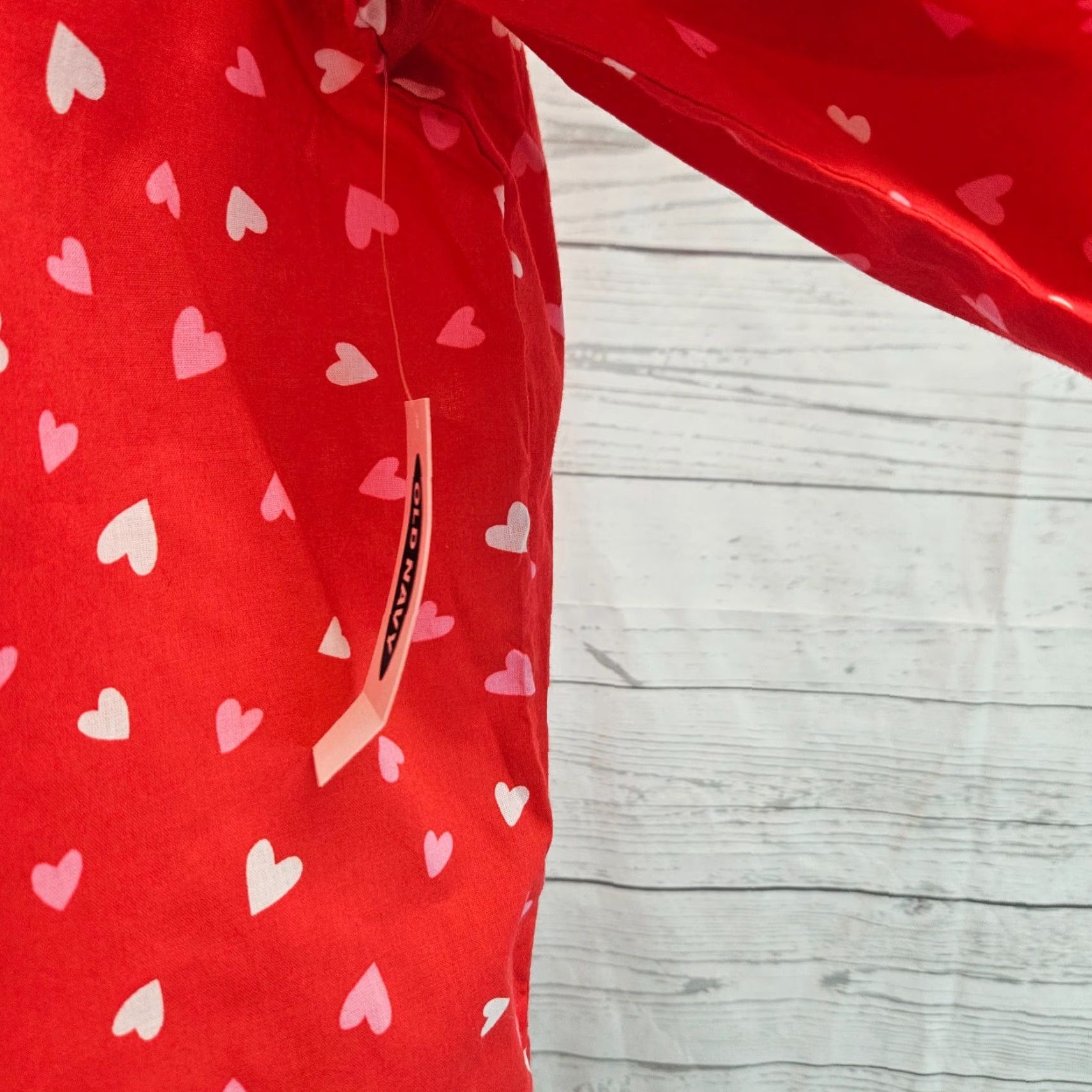 Old Navy Old Navy Womens Poplin Pajama Top Sz Large Red Pink Hearts Button Front Cotton Size L / US 10 / IT 46 - 7 Thumbnail