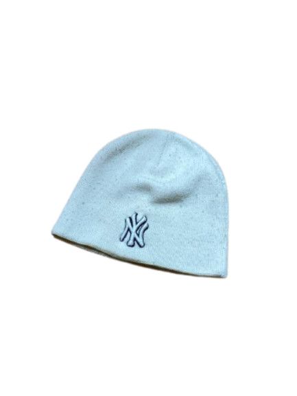 New York Yankees Vintage New York Yankees Beanie Hat Size ONE SIZE - 1 Thumbnail
