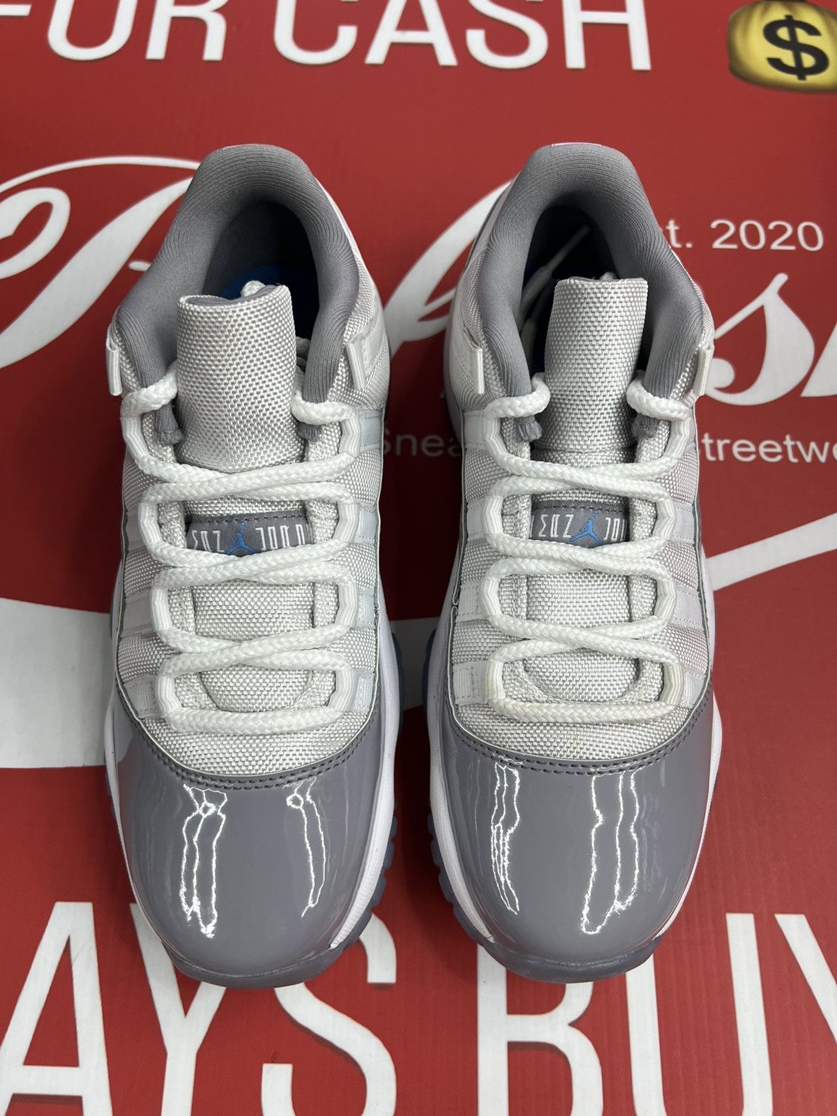 Jordan Brand Air Jordan 11 Low Cement Grey Size 6Y Size US 6 / EU 39 - 4 Thumbnail