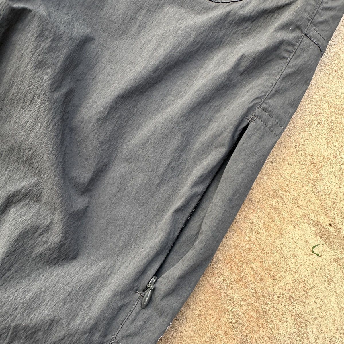 Arc'teryx Vintage Arcteryx Nylon Gorpcore Throusers Size 28" / US 6 / IT 42 - 8 Thumbnail
