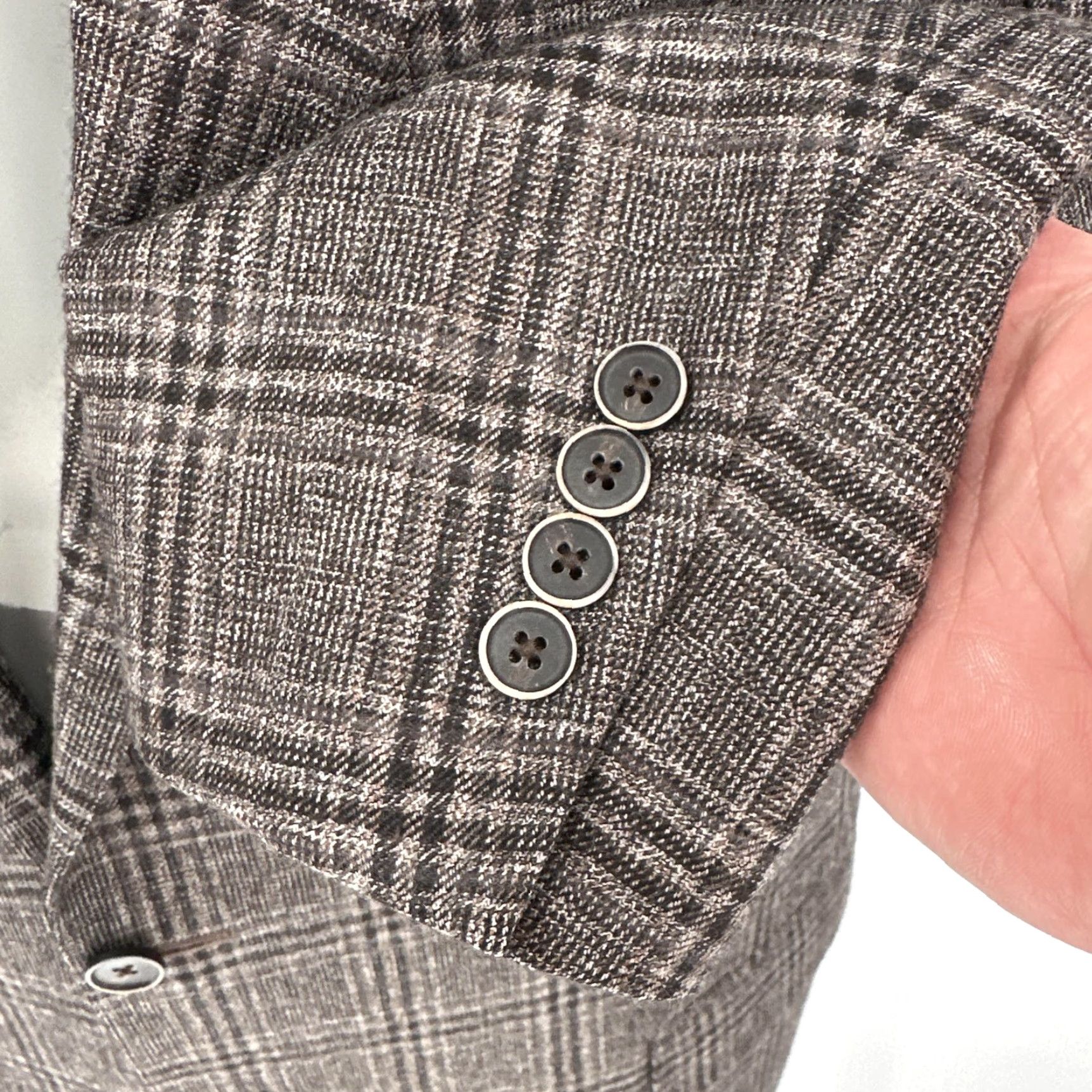 Peter Millar VINTAGE Peter Millar Blazer Mens 46 Gray Plaid Wool Tweed Sport Coat Jacket Canada Mens 46 Gray Plaid Tweed Wool Sport Coat Jacket Size 46R - 3 Thumbnail