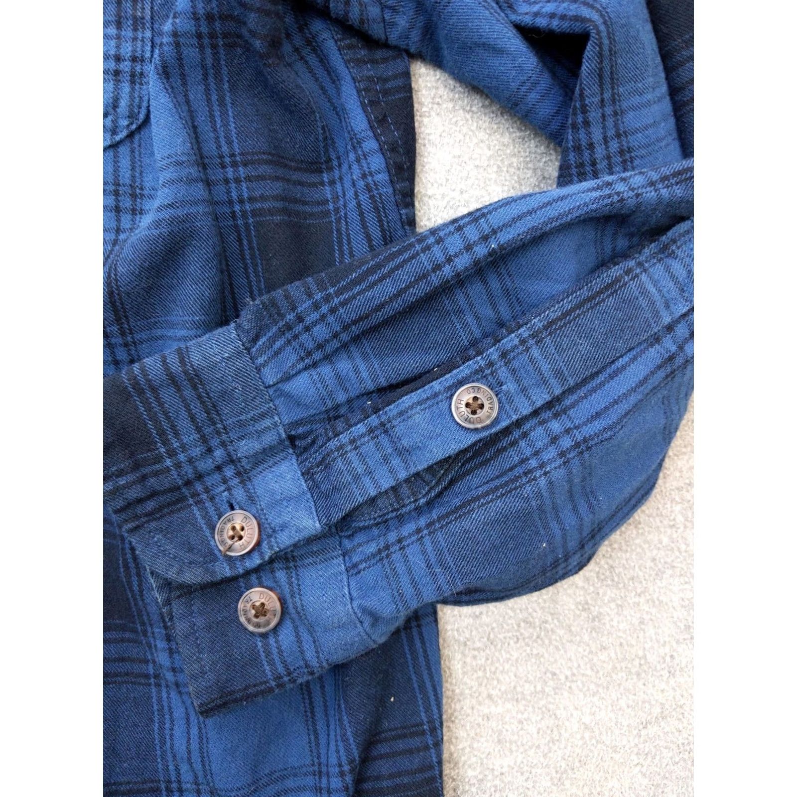Duluth Trading Company Duluth Trading Co Shirt Mens Large Blue Plaid Flannel Button Up Pockets Size US L / EU 52-54 / 3 - 2 Thumbnail