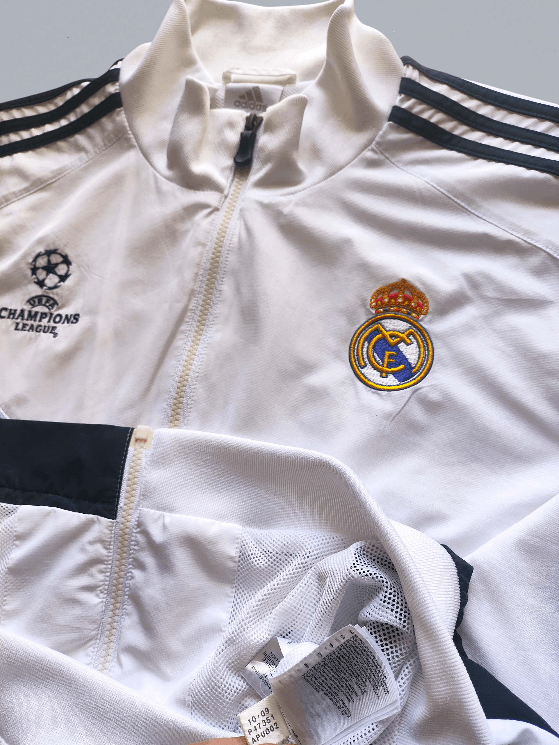 Adidas Vintage Real Madrid x adidas 2009/10 UCHL Tracksuit Men 2XL Size US XXL / EU 58 / 5 - 8 Thumbnail