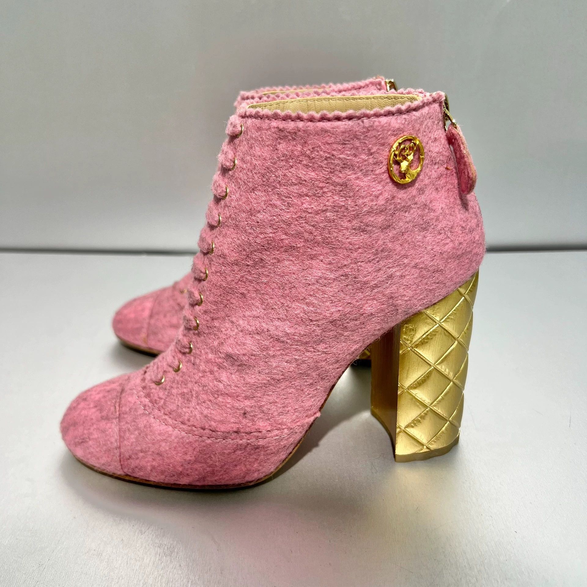 Chanel [Chanel] Pink Wool Quilted Chunky Heel Ankle Boots Size US 7 / IT 37 - 1 Thumbnail