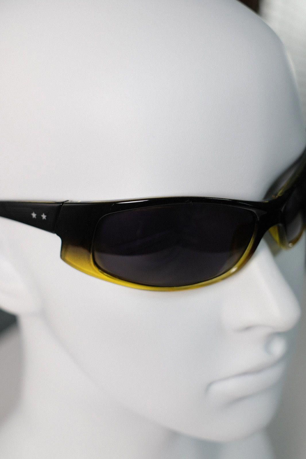 Japanese Brand Y2k Avant Garde Futuristic Cat Eye Black Sunglasses Unisex Size ONE SIZE - 6 Thumbnail