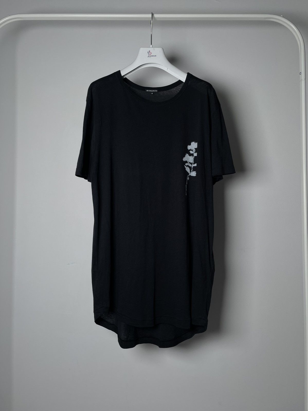 Ann Demeulemeester Ann Demeulemeester Flower Black Tee Size US M / EU 48-50 / 2 - 1 Thumbnail